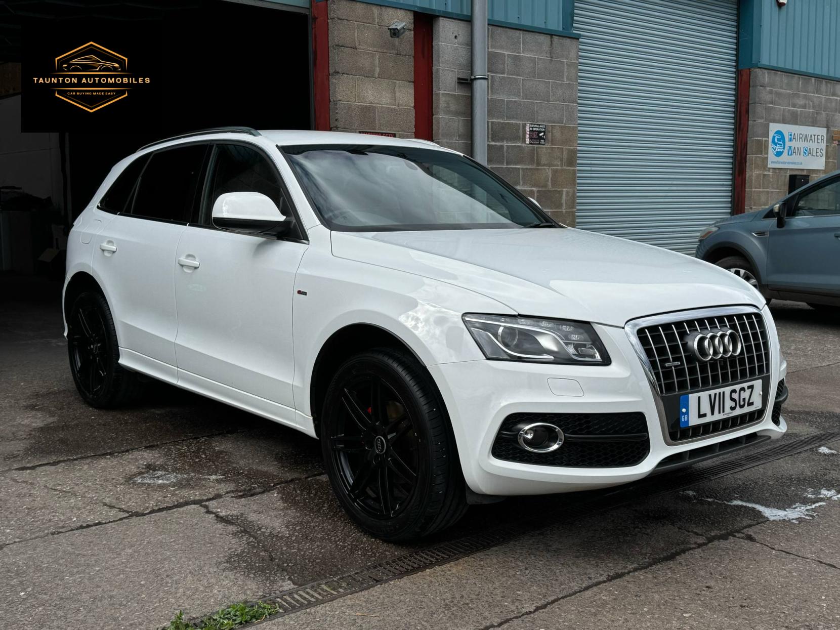 Audi Q5 2.0 TDI S line SUV 5dr Diesel Manual quattro Euro 5 (s/s) (170 ps)
