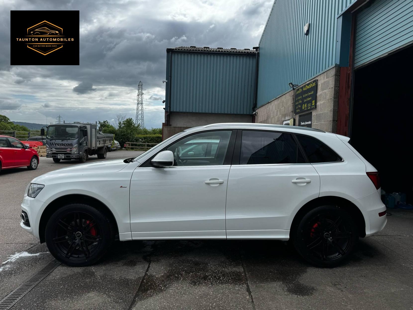 Audi Q5 2.0 TDI S line SUV 5dr Diesel Manual quattro Euro 5 (s/s) (170 ps)
