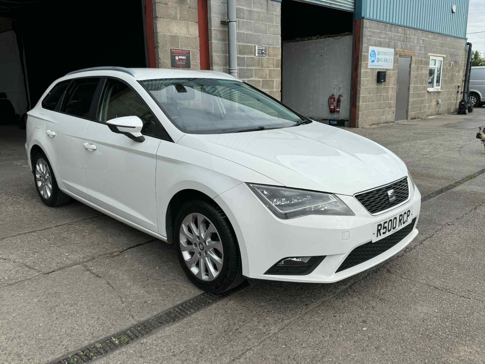 SEAT Leon 1.6 TDI CR SE Sport Tourer 5dr Diesel Manual Euro 5 (s/s) (105 ps)