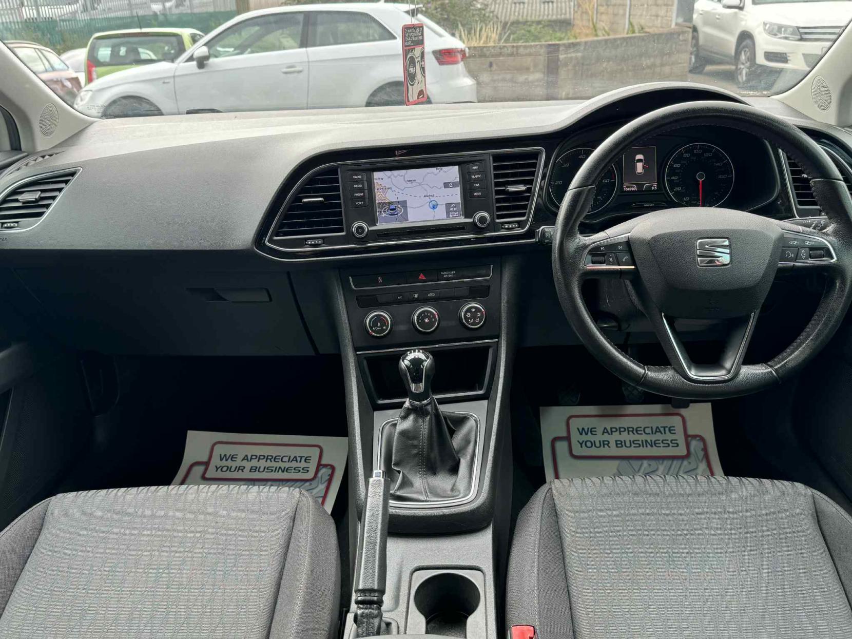 SEAT Leon 1.6 TDI CR SE Sport Tourer 5dr Diesel Manual Euro 5 (s/s) (105 ps)