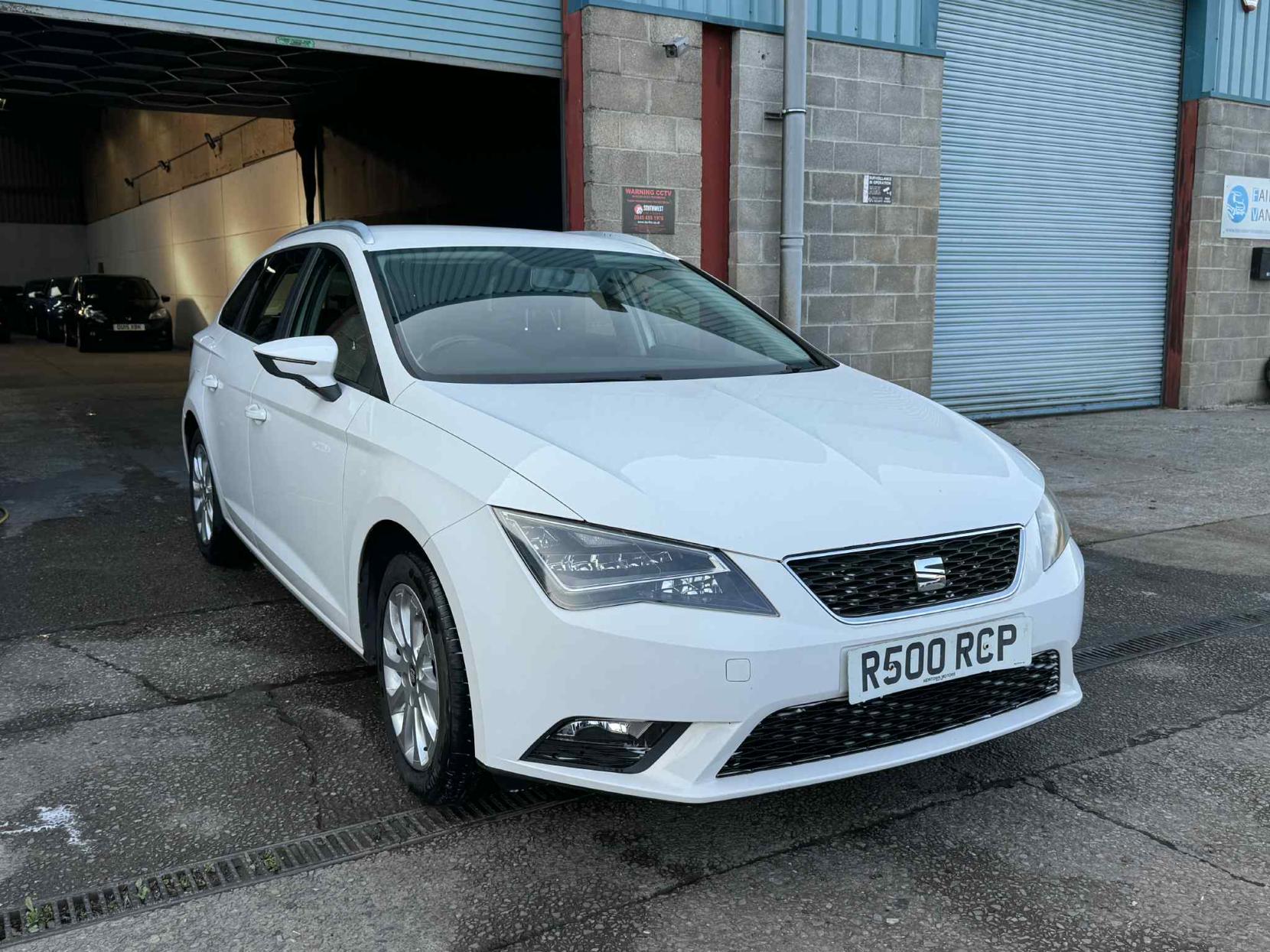 SEAT Leon 1.6 TDI CR SE Sport Tourer 5dr Diesel Manual Euro 5 (s/s) (105 ps)