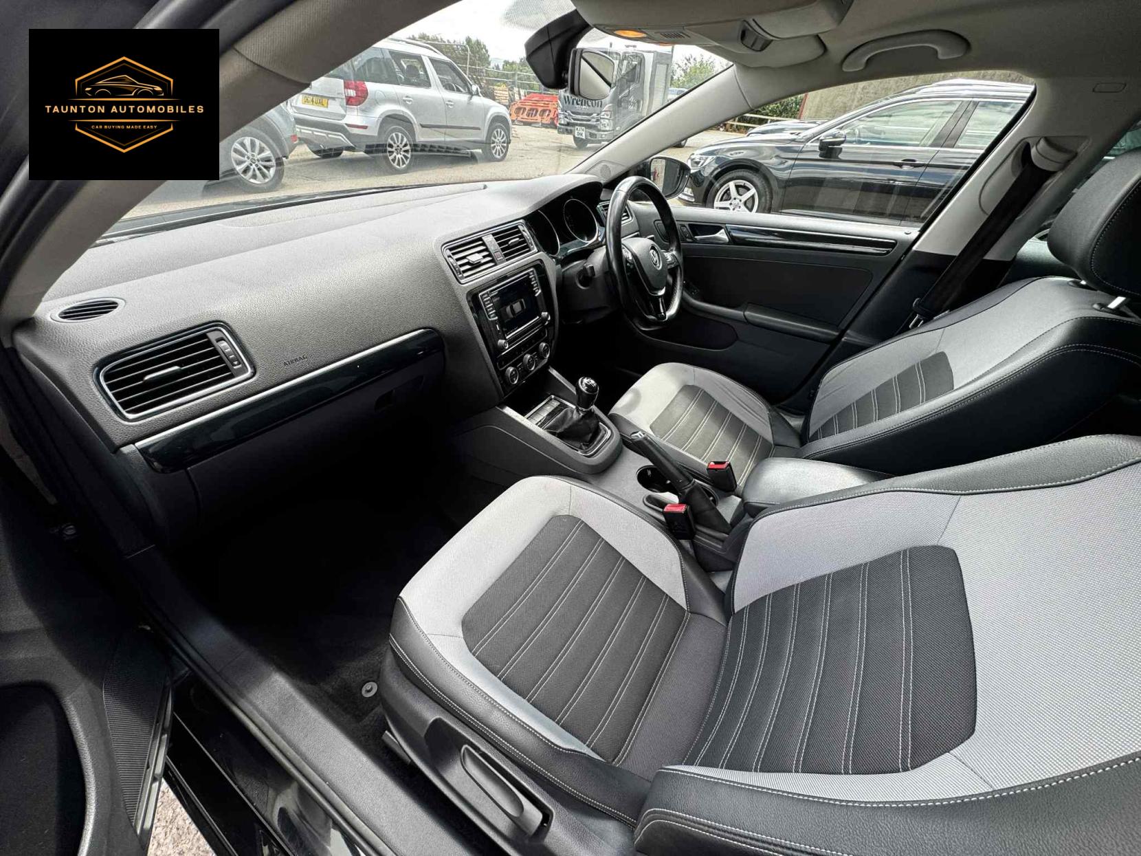 Volkswagen Jetta 2.0 TDI BlueMotion Tech GT Saloon 4dr Diesel Manual Euro 6 (s/s) (150 ps)