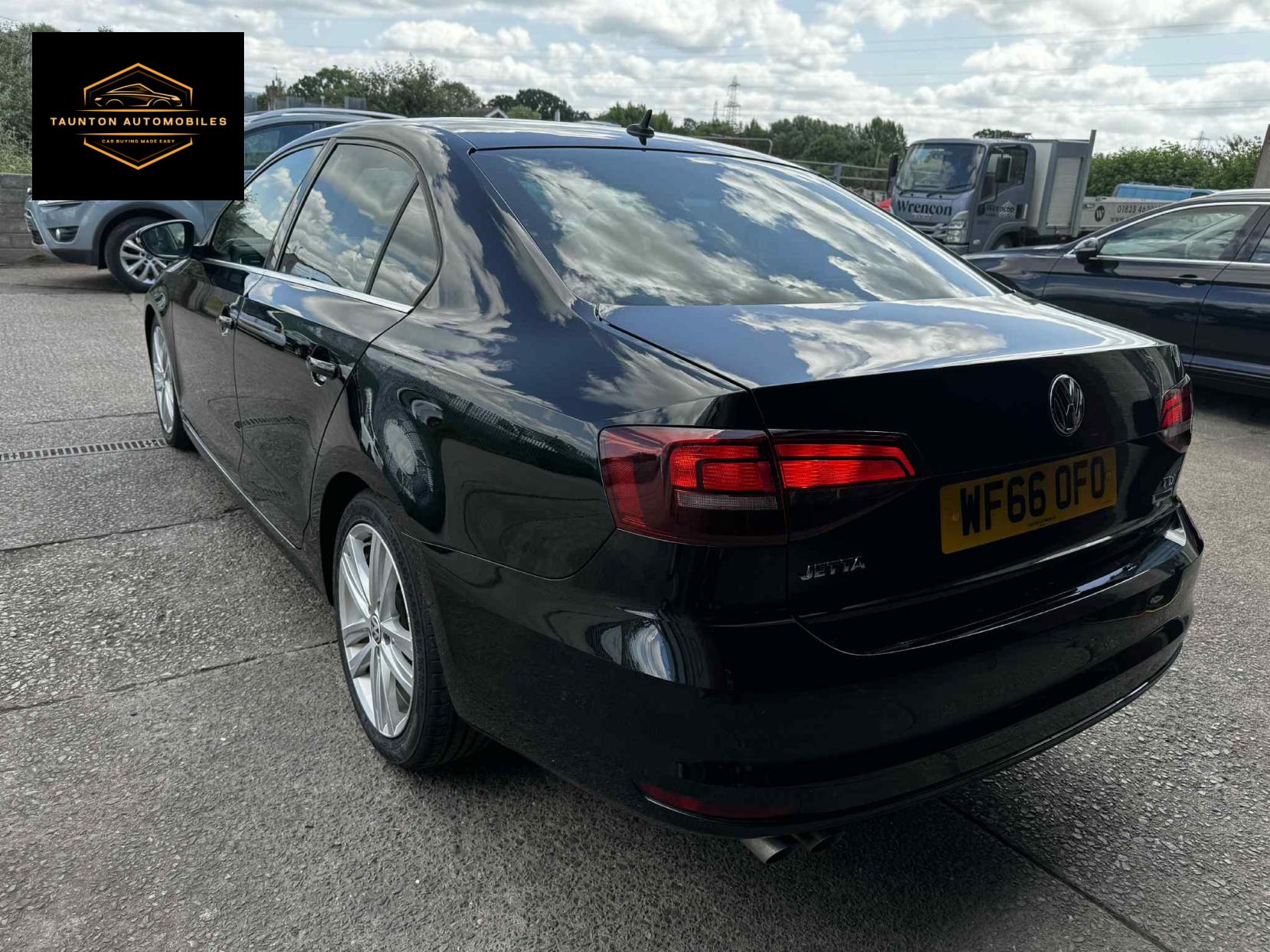 Volkswagen Jetta 2.0 TDI BlueMotion Tech GT Saloon 4dr Diesel Manual Euro 6 (s/s) (150 ps)