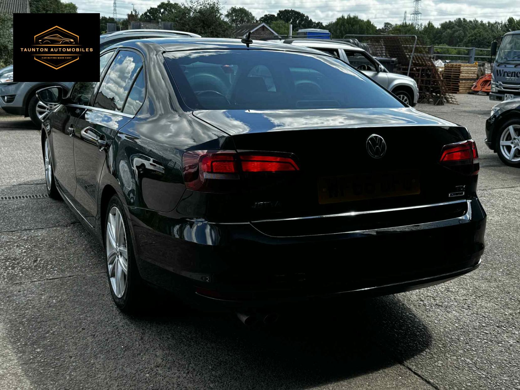 Volkswagen Jetta 2.0 TDI BlueMotion Tech GT Saloon 4dr Diesel Manual Euro 6 (s/s) (150 ps)