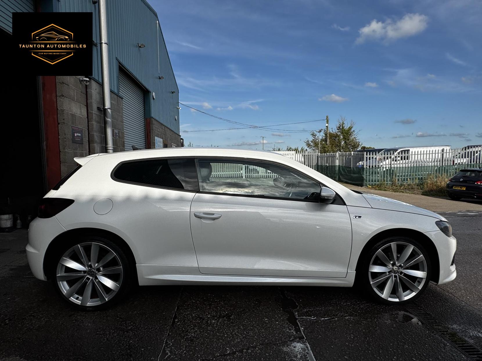 Volkswagen Scirocco 2.0 TDI BlueMotion Tech R-Line Hatchback 3dr Diesel Manual Euro 5 (s/s) (Leather, Nav) (140 ps)