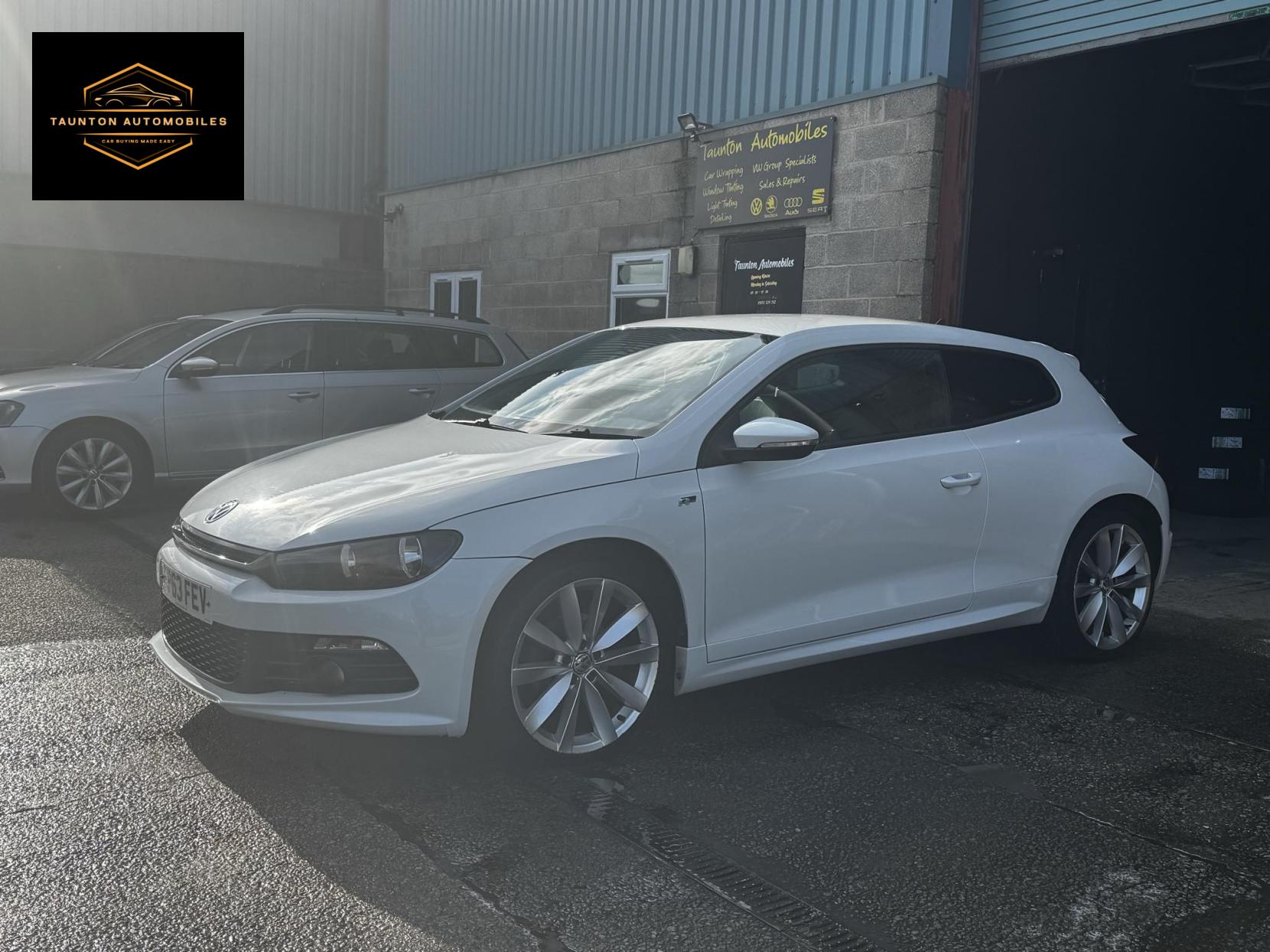 Volkswagen Scirocco 2.0 TDI BlueMotion Tech R-Line Hatchback 3dr Diesel Manual Euro 5 (s/s) (Leather, Nav) (140 ps)