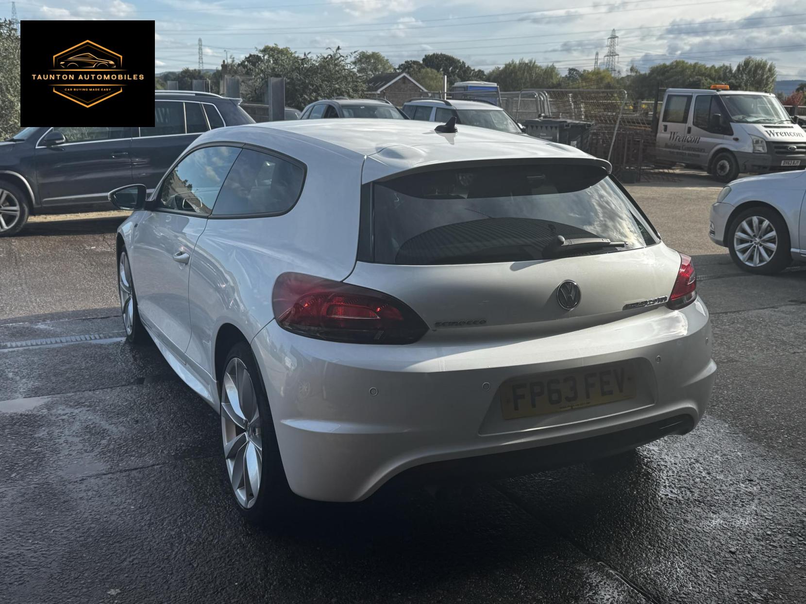 Volkswagen Scirocco 2.0 TDI BlueMotion Tech R-Line Hatchback 3dr Diesel Manual Euro 5 (s/s) (Leather, Nav) (140 ps)