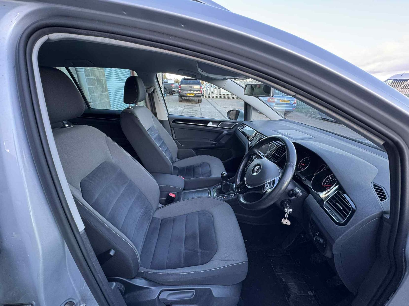 Volkswagen Golf SV 1.4 TSI BlueMotion Tech ACT GT MPV 5dr Petrol Manual Euro 6 (s/s) (150 ps)