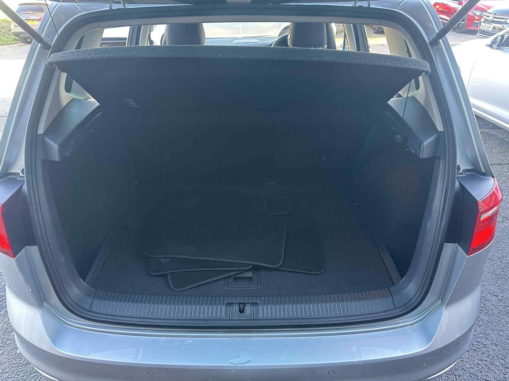 Volkswagen Golf SV 1.4 TSI BlueMotion Tech ACT GT MPV 5dr Petrol Manual Euro 6 (s/s) (150 ps)