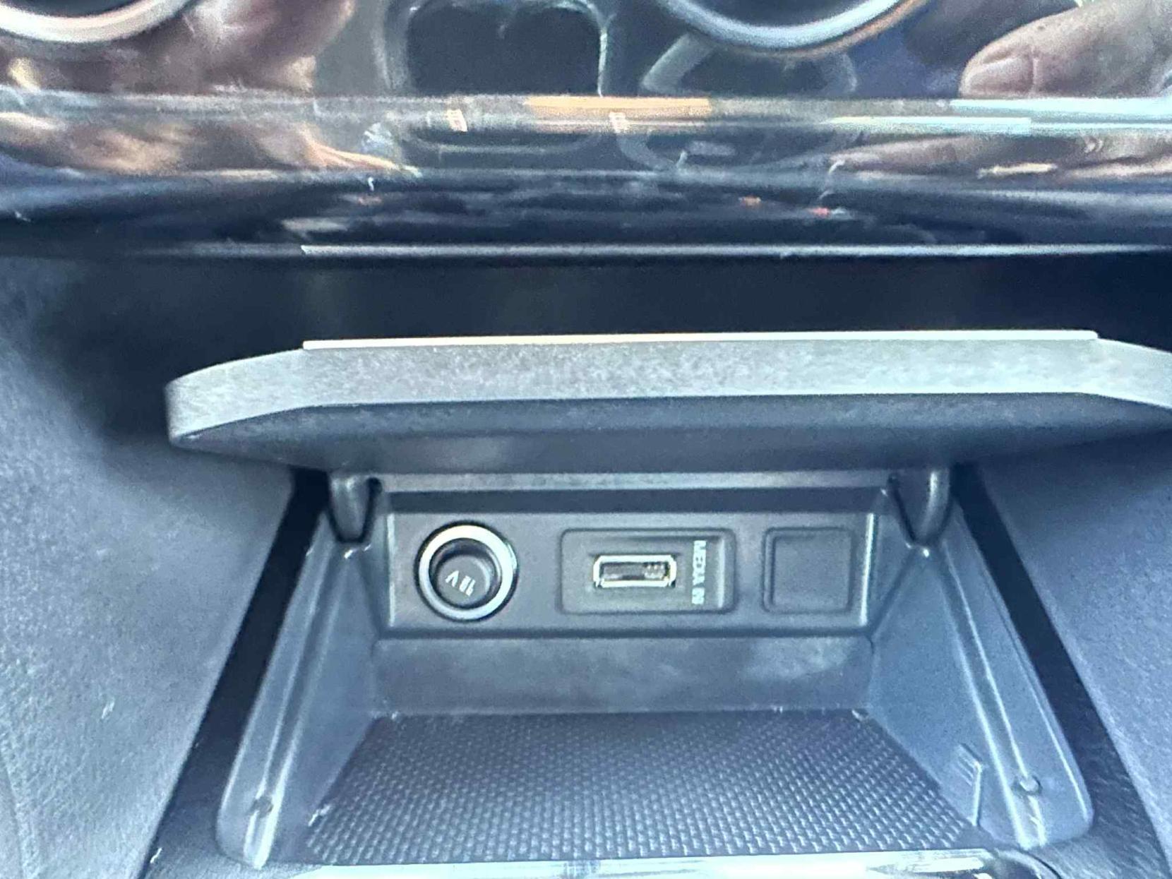 Volkswagen Golf SV 1.4 TSI BlueMotion Tech ACT GT MPV 5dr Petrol Manual Euro 6 (s/s) (150 ps)