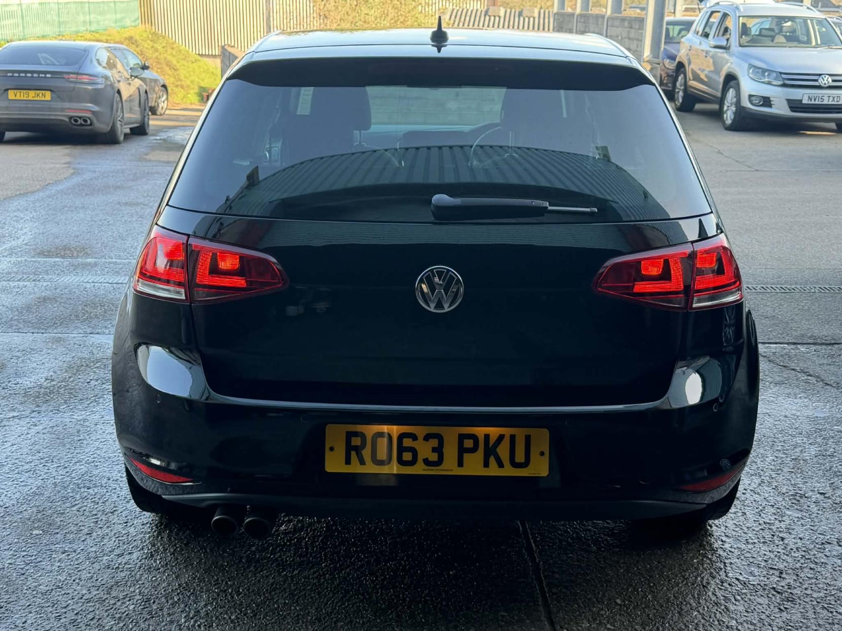 Volkswagen Golf 2.0 TDI BlueMotion Tech GT Hatchback 5dr Diesel DSG Euro 5 (s/s) (150 ps)