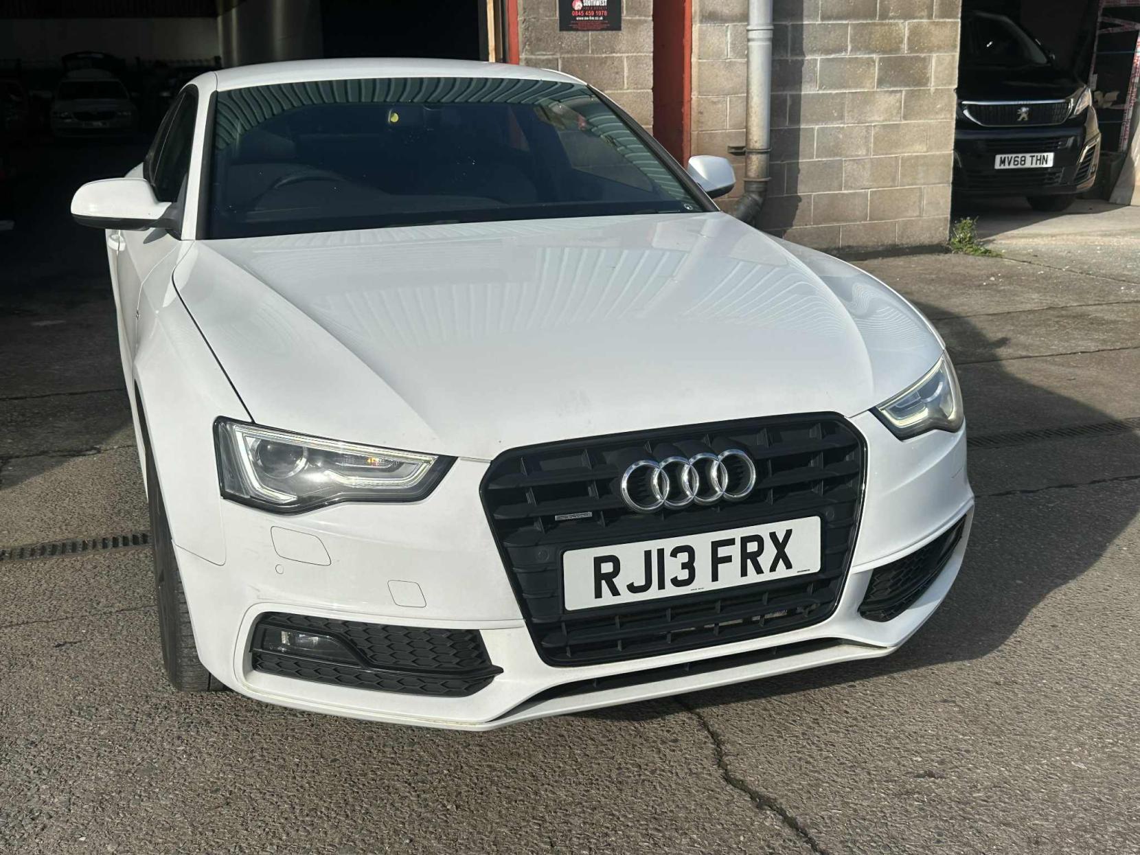 Audi A5 2.0 TDI Black Edition Coupe 2dr Diesel Manual quattro Euro 5 (s/s) (177 ps)