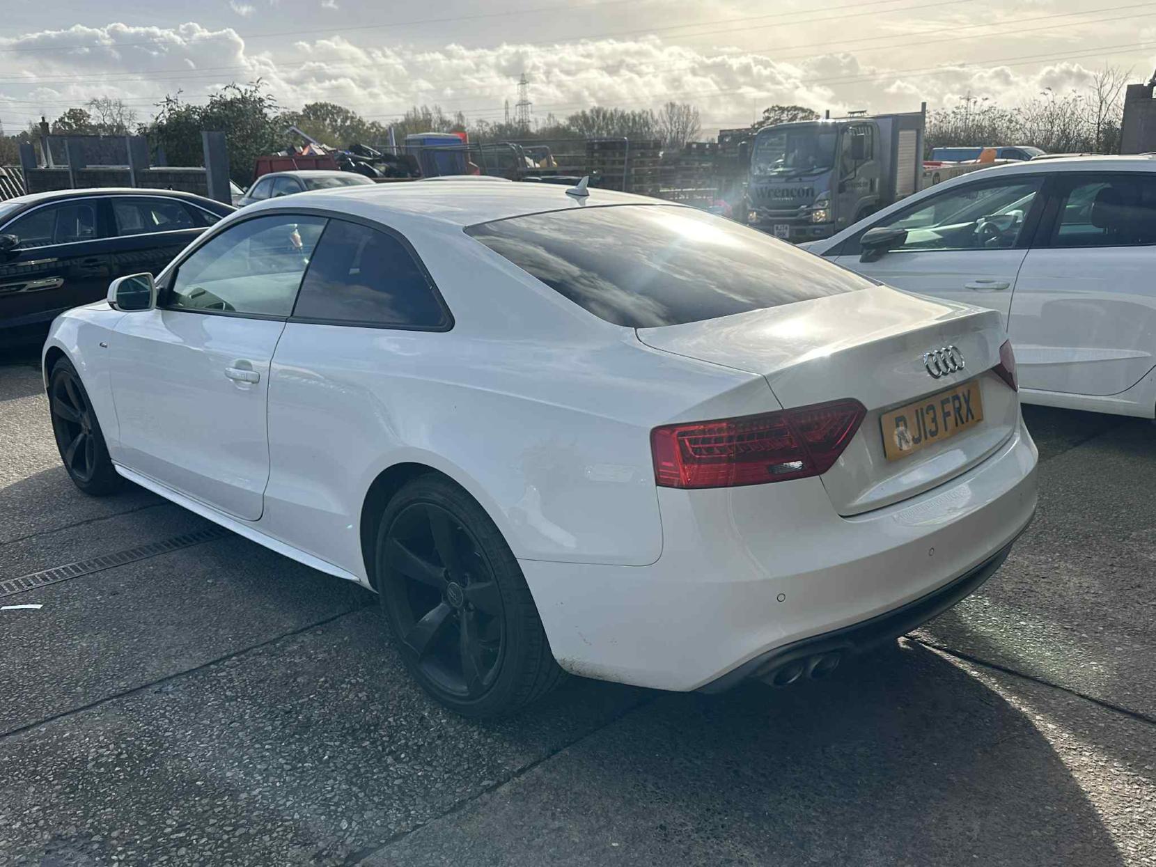 Audi A5 2.0 TDI Black Edition Coupe 2dr Diesel Manual quattro Euro 5 (s/s) (177 ps)