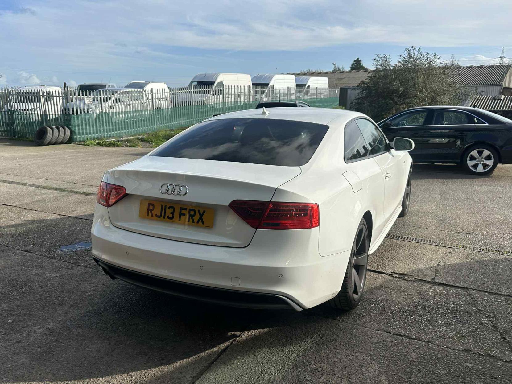 Audi A5 2.0 TDI Black Edition Coupe 2dr Diesel Manual quattro Euro 5 (s/s) (177 ps)