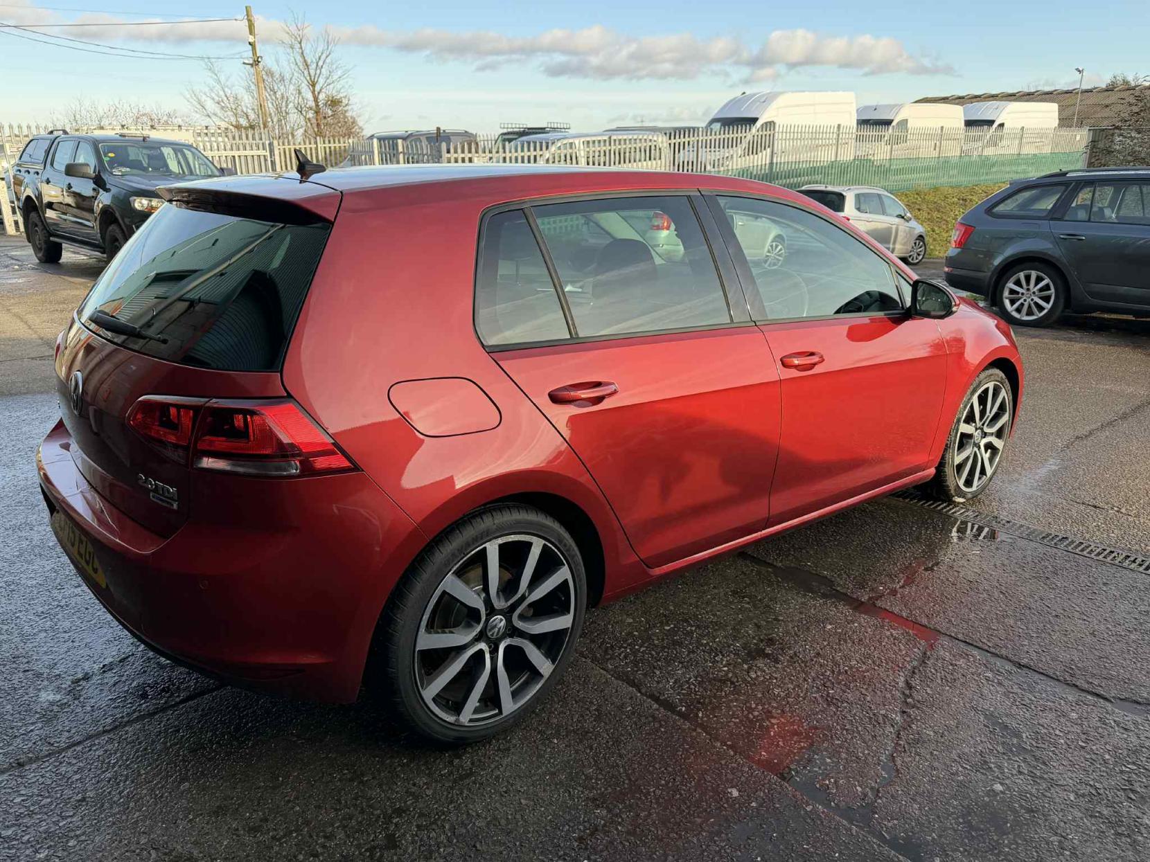 Volkswagen Golf 2.0 TDI BlueMotion Tech GT Hatchback 5dr Diesel Manual Euro 5 (s/s) (150 ps)