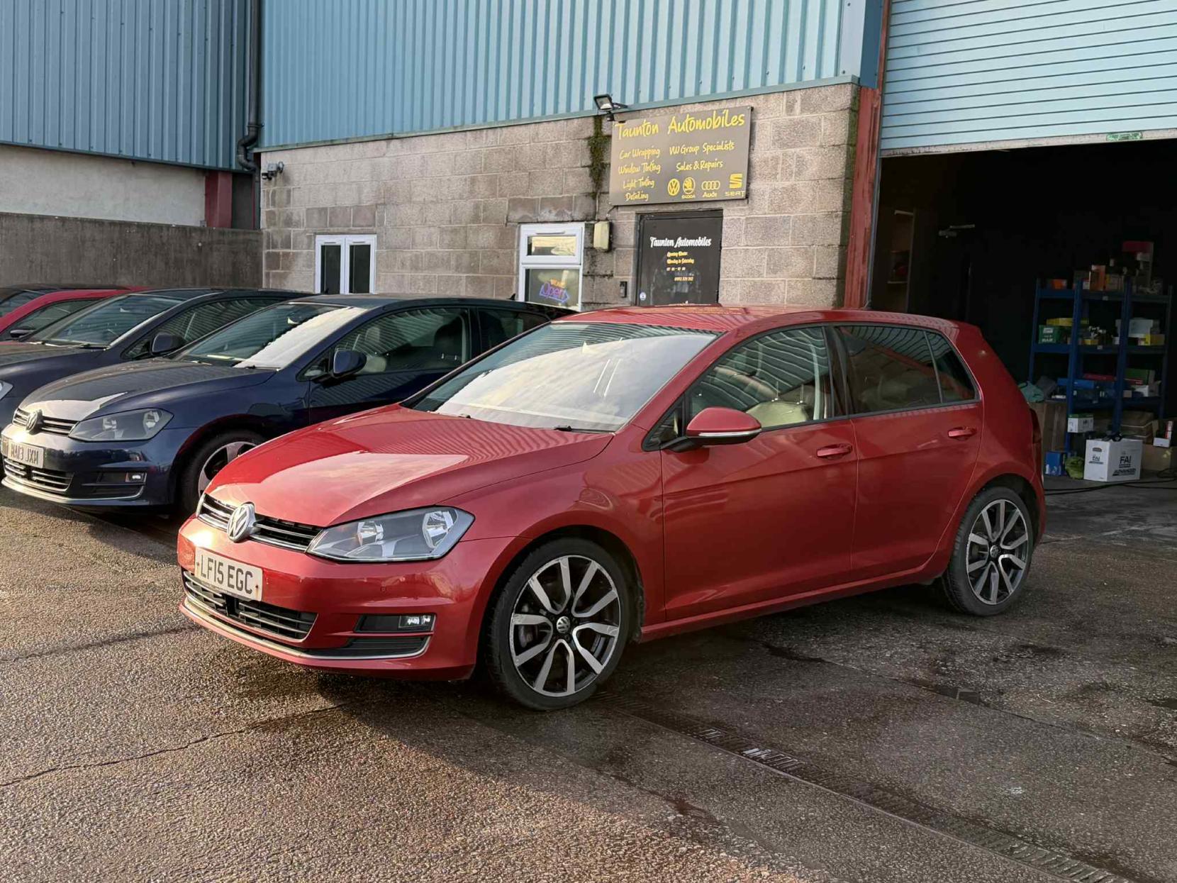 Volkswagen Golf 2.0 TDI BlueMotion Tech GT Hatchback 5dr Diesel Manual Euro 5 (s/s) (150 ps)