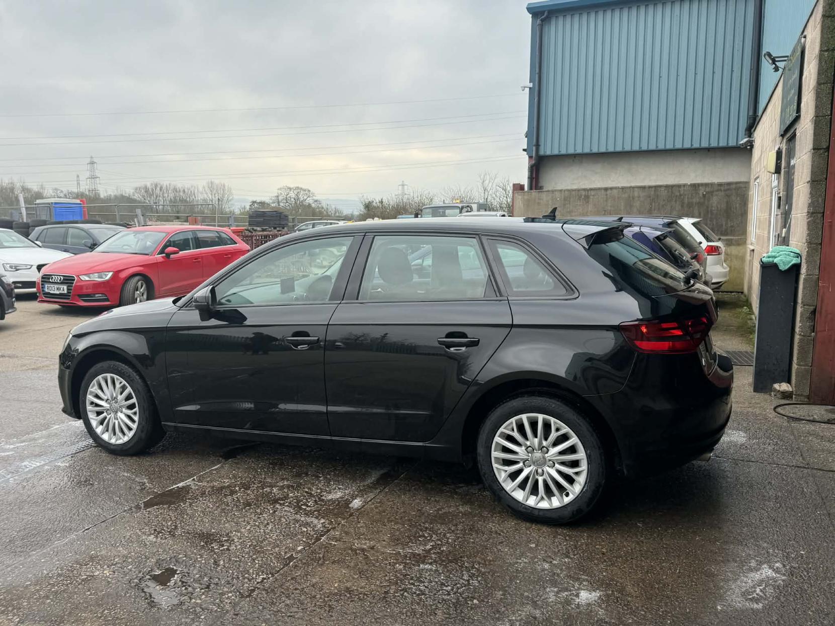 Audi A3 1.6 TDI SE Technik Sportback 5dr Diesel Manual Euro 6 (s/s) (110 ps)