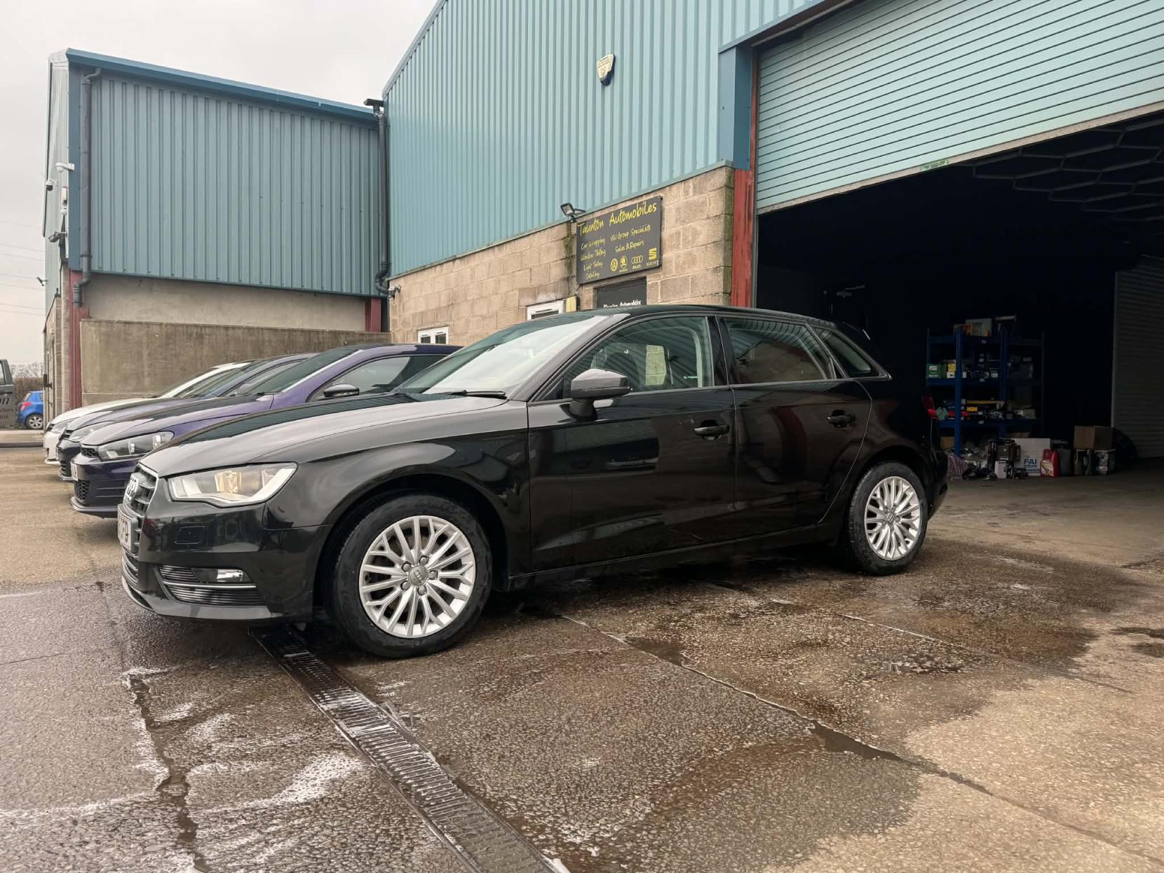 Audi A3 1.6 TDI SE Technik Sportback 5dr Diesel Manual Euro 6 (s/s) (110 ps)