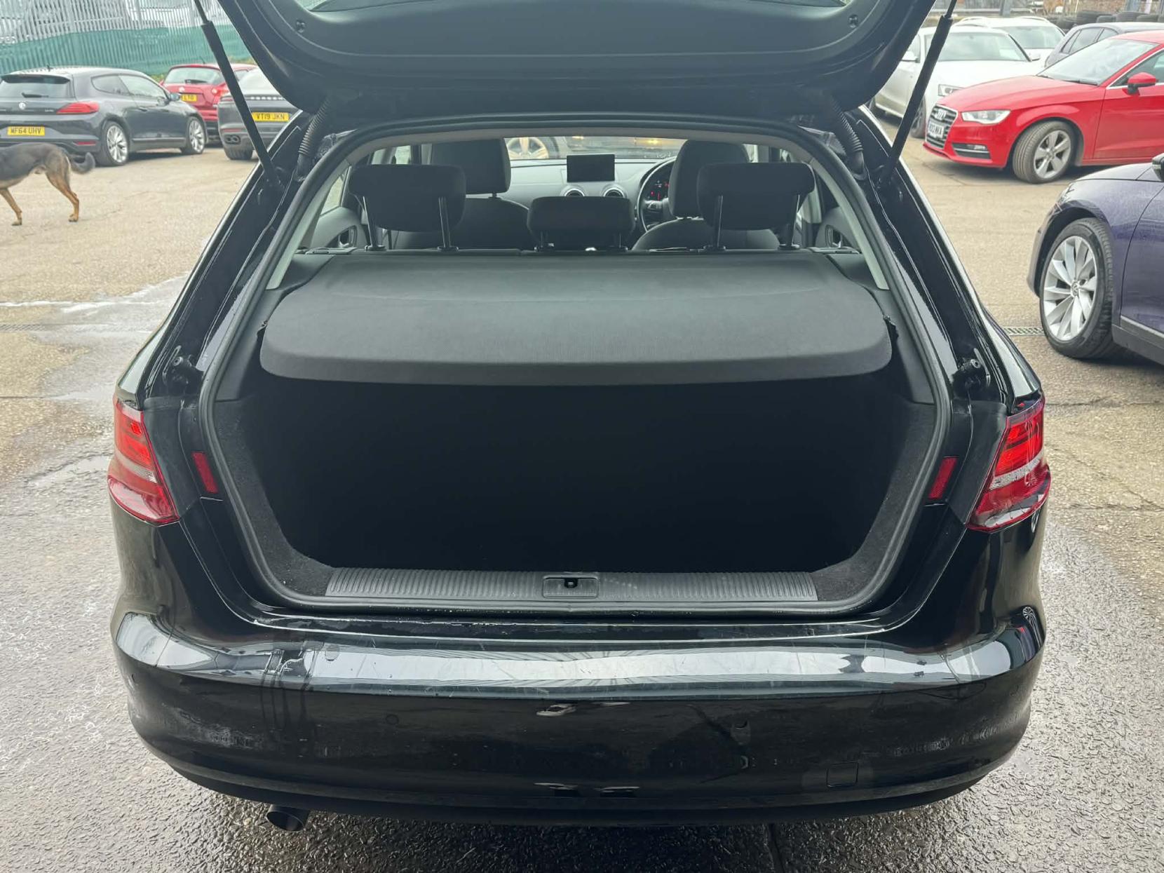 Audi A3 1.6 TDI SE Technik Sportback 5dr Diesel Manual Euro 6 (s/s) (110 ps)