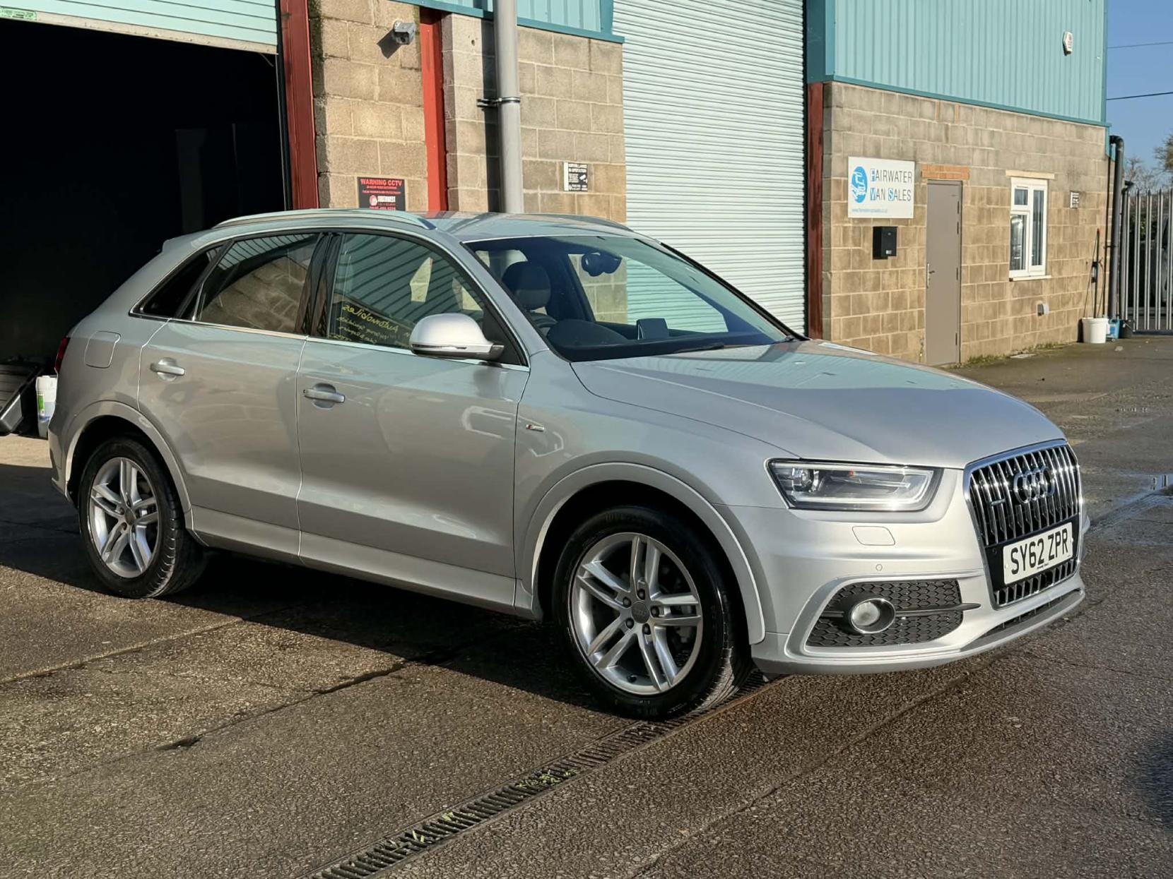 Audi Q3 2.0 TDI S line SUV 5dr Diesel Manual quattro Euro 5 (s/s) (140 ps)