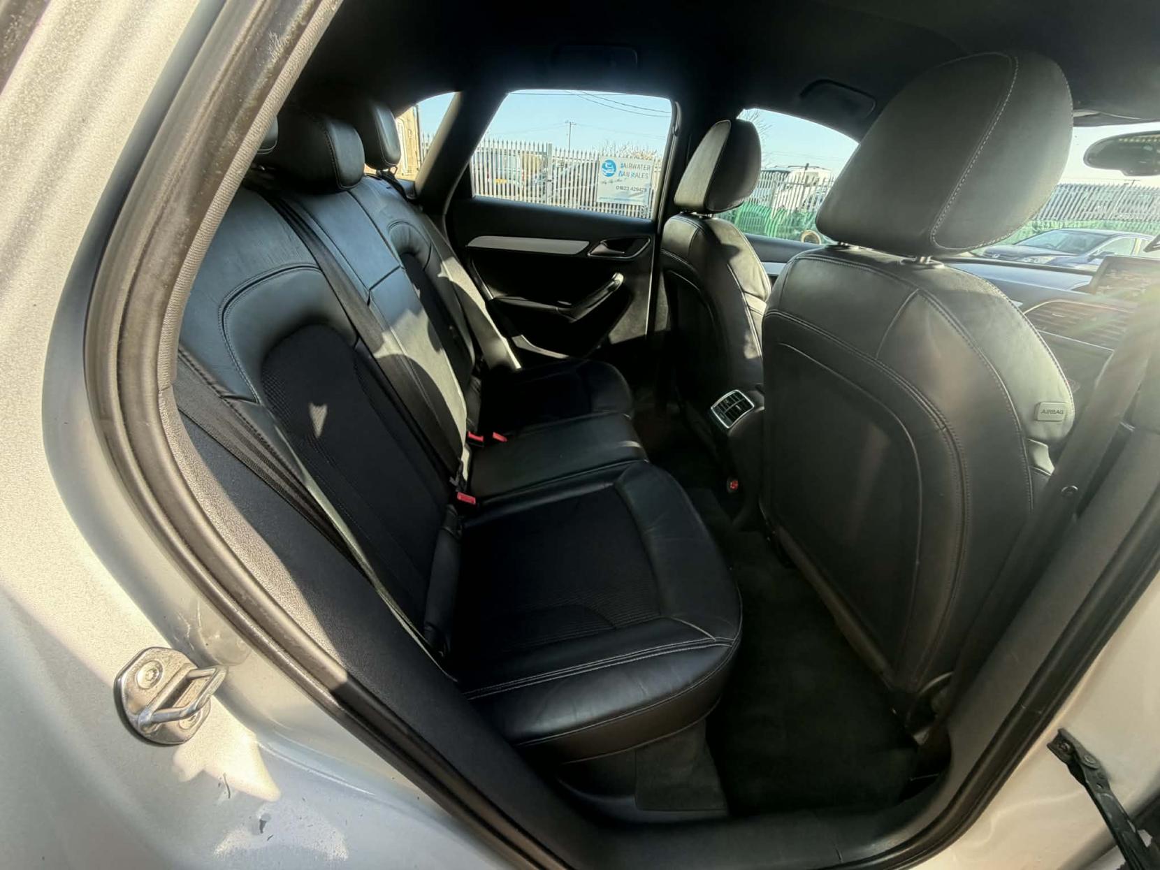 Audi Q3 2.0 TDI S line SUV 5dr Diesel Manual quattro Euro 5 (s/s) (140 ps)