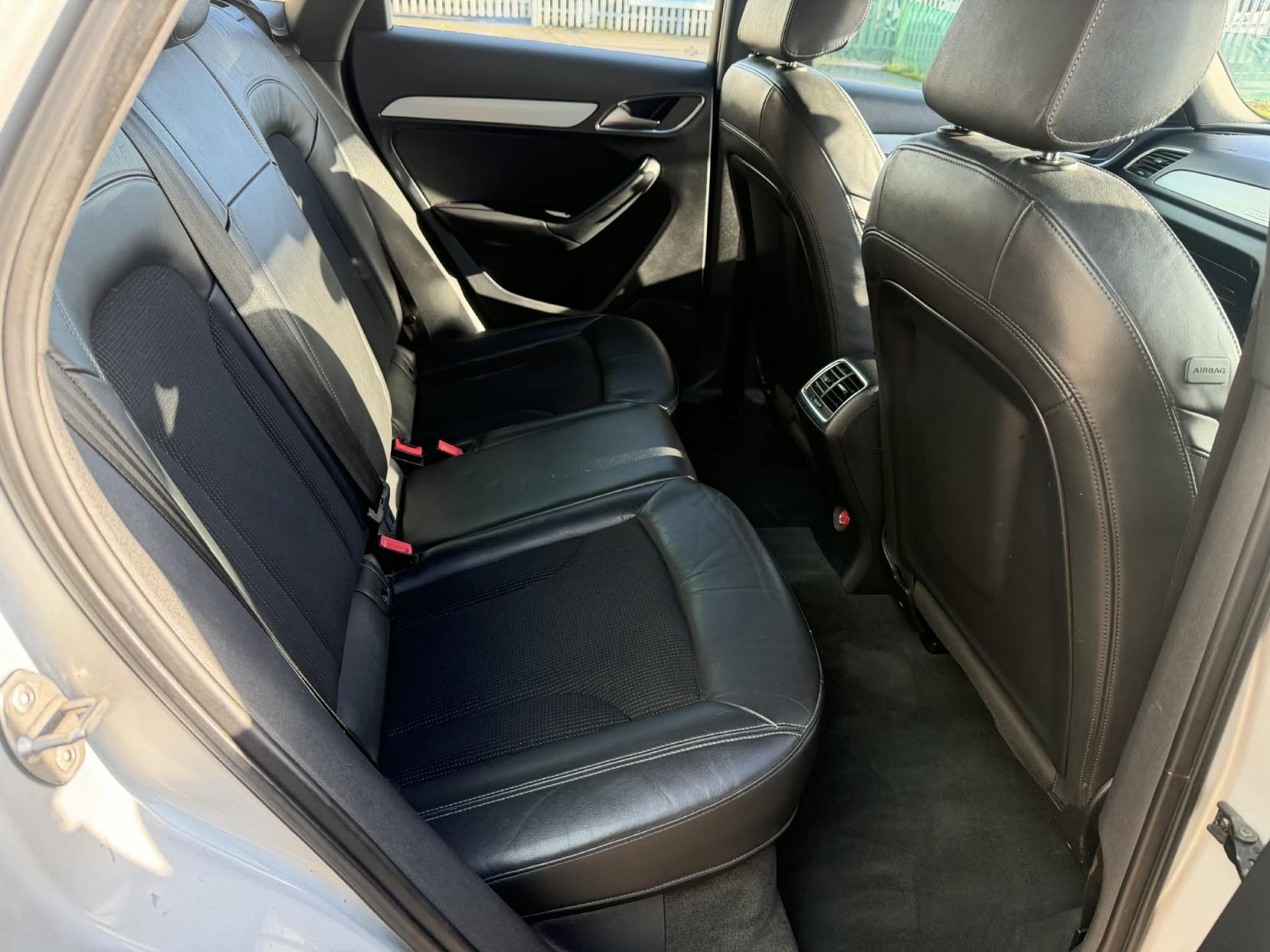 Audi Q3 2.0 TDI S line SUV 5dr Diesel Manual quattro Euro 5 (s/s) (140 ps)