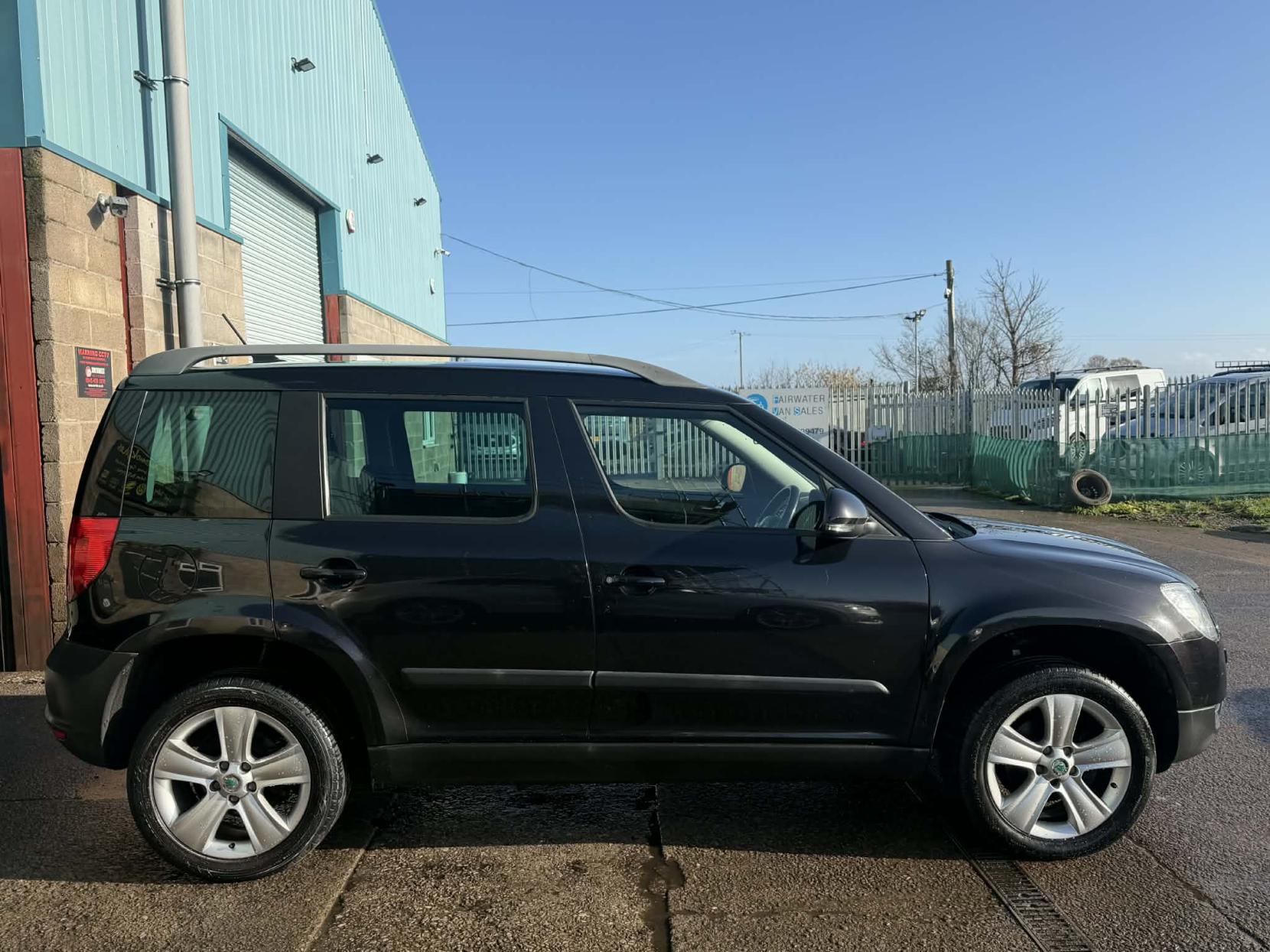 Skoda Yeti 2.0 TDI SE Plus SUV 5dr Diesel Manual 4WD Euro 5 (140 ps)
