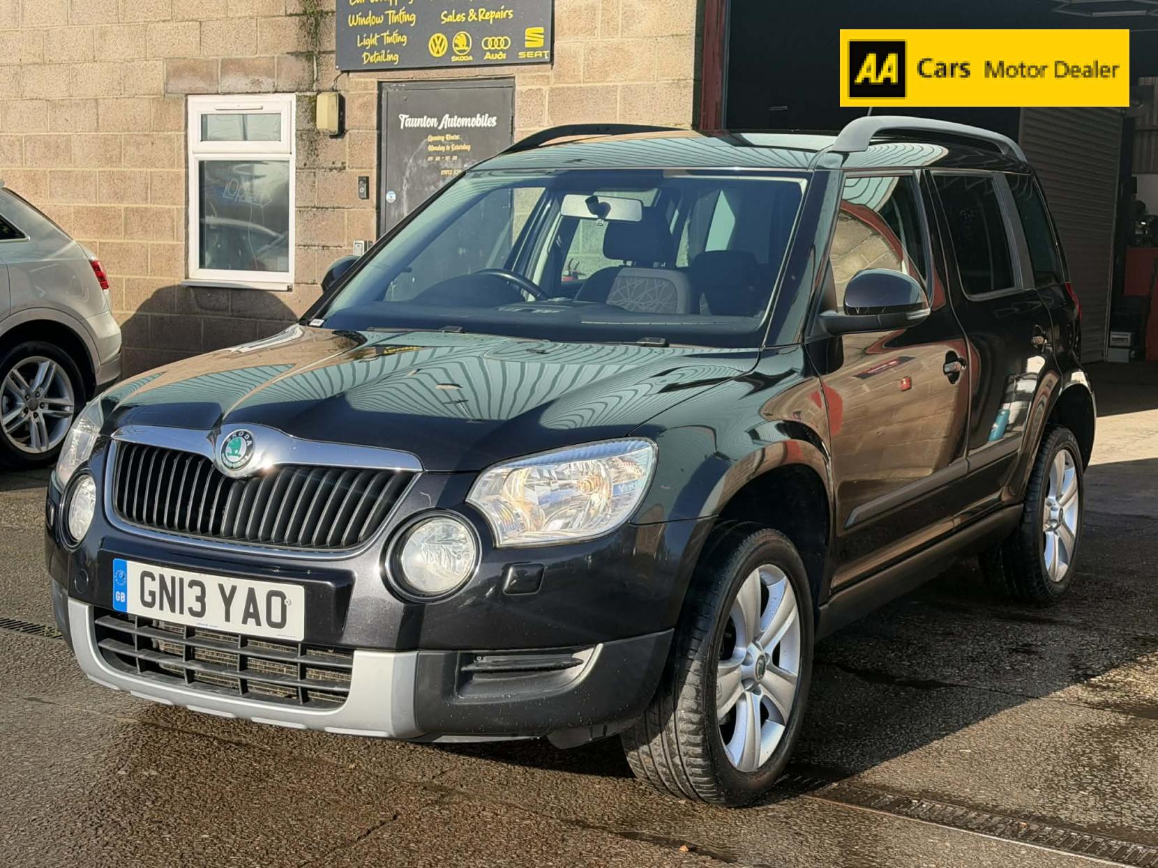 Skoda Yeti 2.0 TDI SE Plus SUV 5dr Diesel Manual 4WD Euro 5 (140 ps)