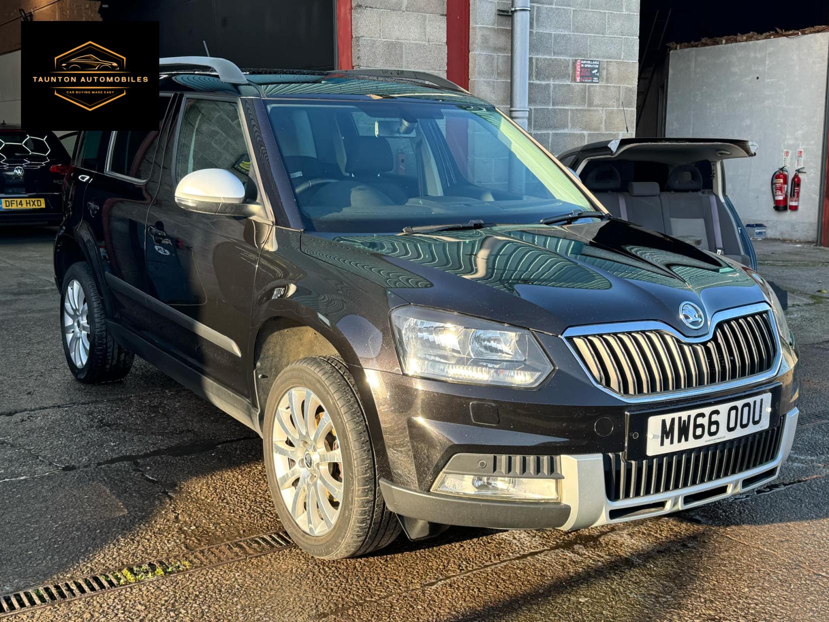 Skoda Yeti 2.0 TDI SE Business Outdoor 5dr Diesel DSG 4WD Euro 6 (s/s) (150 ps)