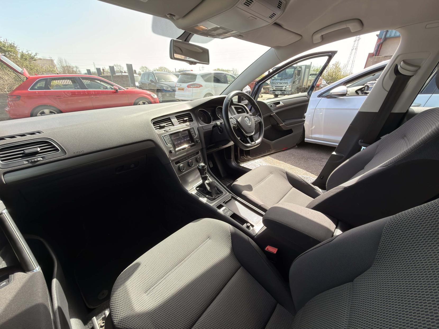 Volkswagen Golf 2.0 TDI BlueMotion Tech SE Hatchback 5dr Diesel Manual Euro 5 (s/s) (150 ps)