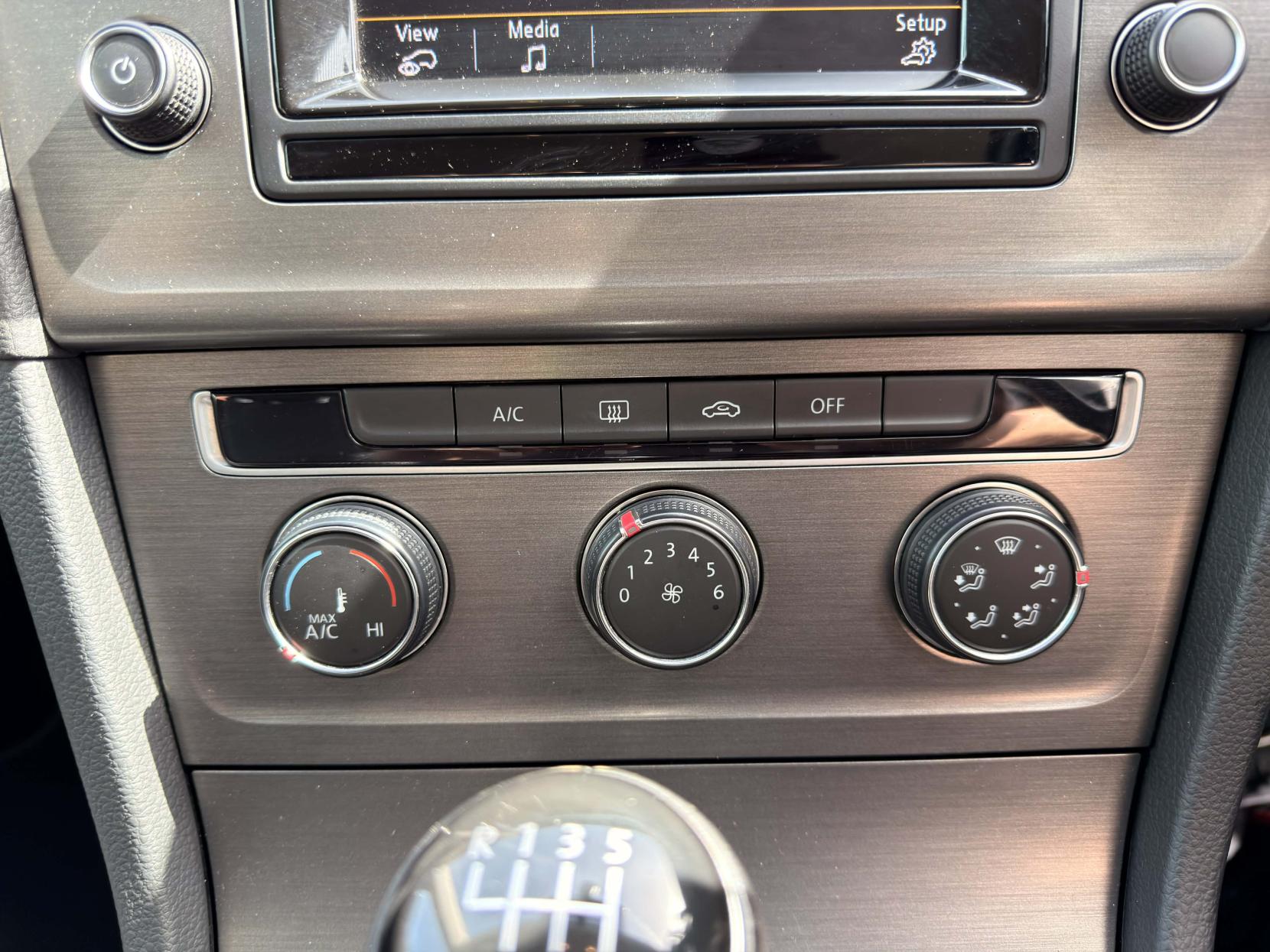 Volkswagen Golf 2.0 TDI BlueMotion Tech SE Hatchback 5dr Diesel Manual Euro 5 (s/s) (150 ps)