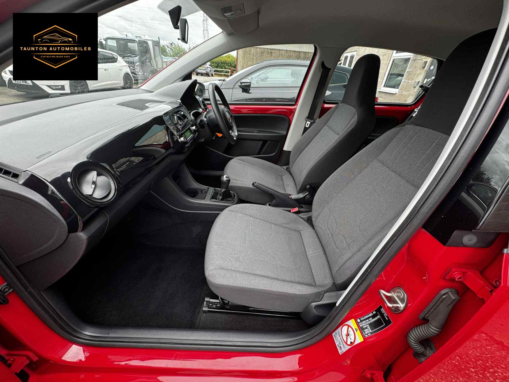 Volkswagen up! 1.0 Move up! Hatchback 5dr Petrol Manual Euro 5 (60 ps)