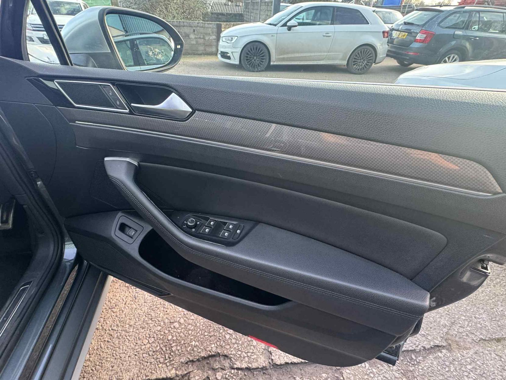 Volkswagen Passat 2.0 TDI BlueMotion Tech Alltrack Estate 5dr Diesel DSG 4Motion Euro 6 (s/s) (190 ps)