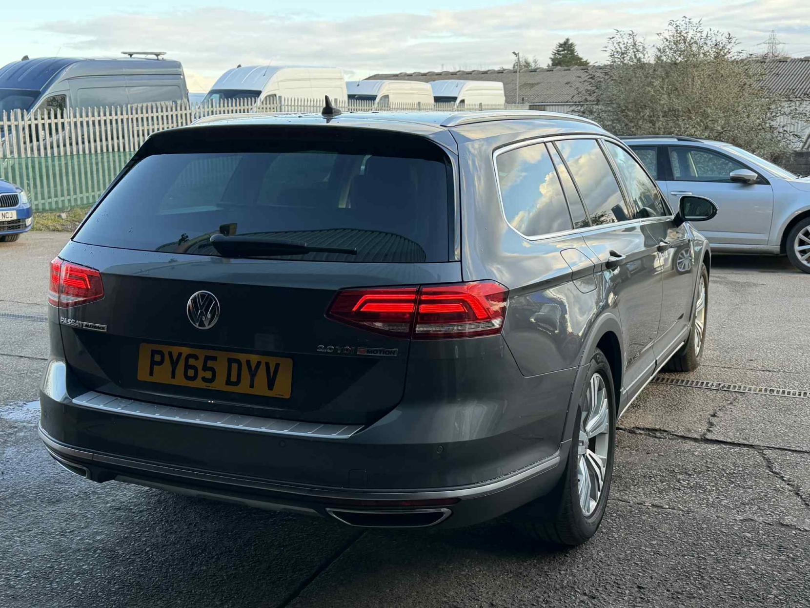 Volkswagen Passat 2.0 TDI BlueMotion Tech Alltrack Estate 5dr Diesel DSG 4Motion Euro 6 (s/s) (190 ps)