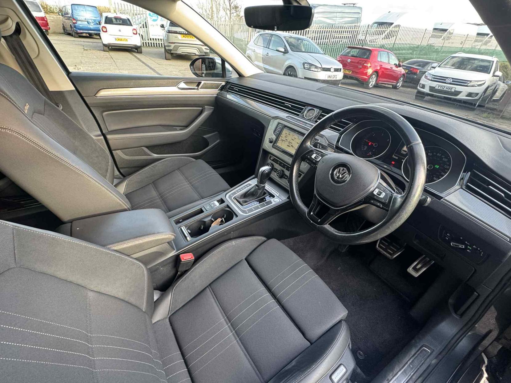 Volkswagen Passat 2.0 TDI BlueMotion Tech Alltrack Estate 5dr Diesel DSG 4Motion Euro 6 (s/s) (190 ps)