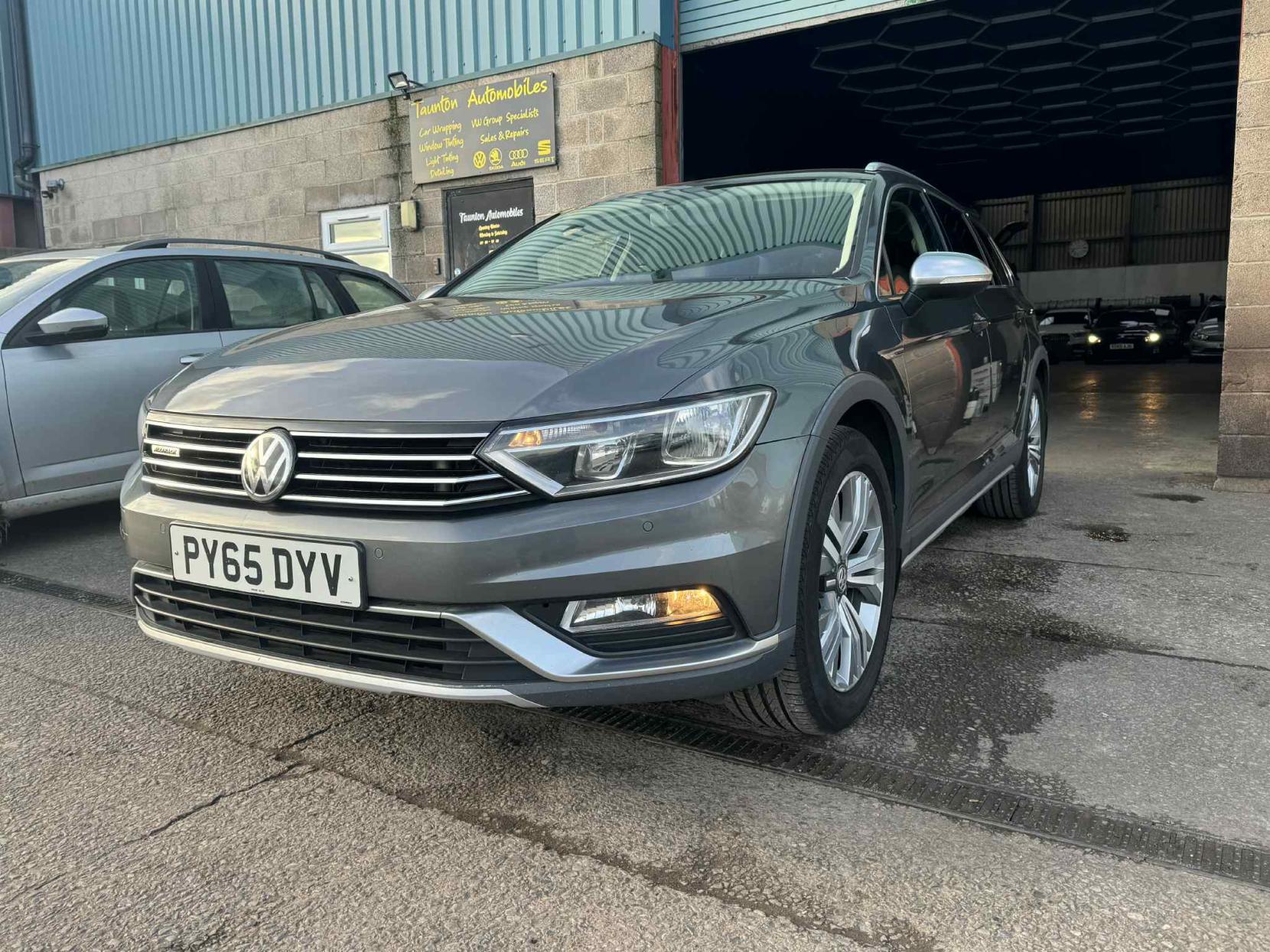 Volkswagen Passat 2.0 TDI BlueMotion Tech Alltrack Estate 5dr Diesel DSG 4Motion Euro 6 (s/s) (190 ps)