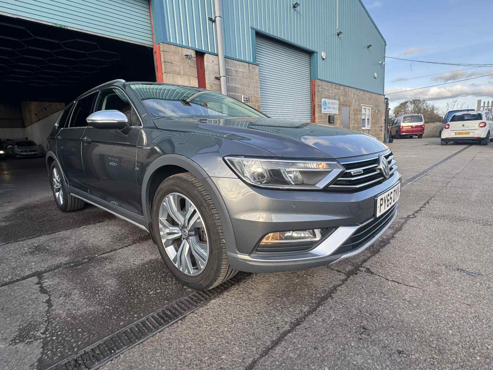 Volkswagen Passat 2.0 TDI BlueMotion Tech Alltrack Estate 5dr Diesel DSG 4Motion Euro 6 (s/s) (190 ps)