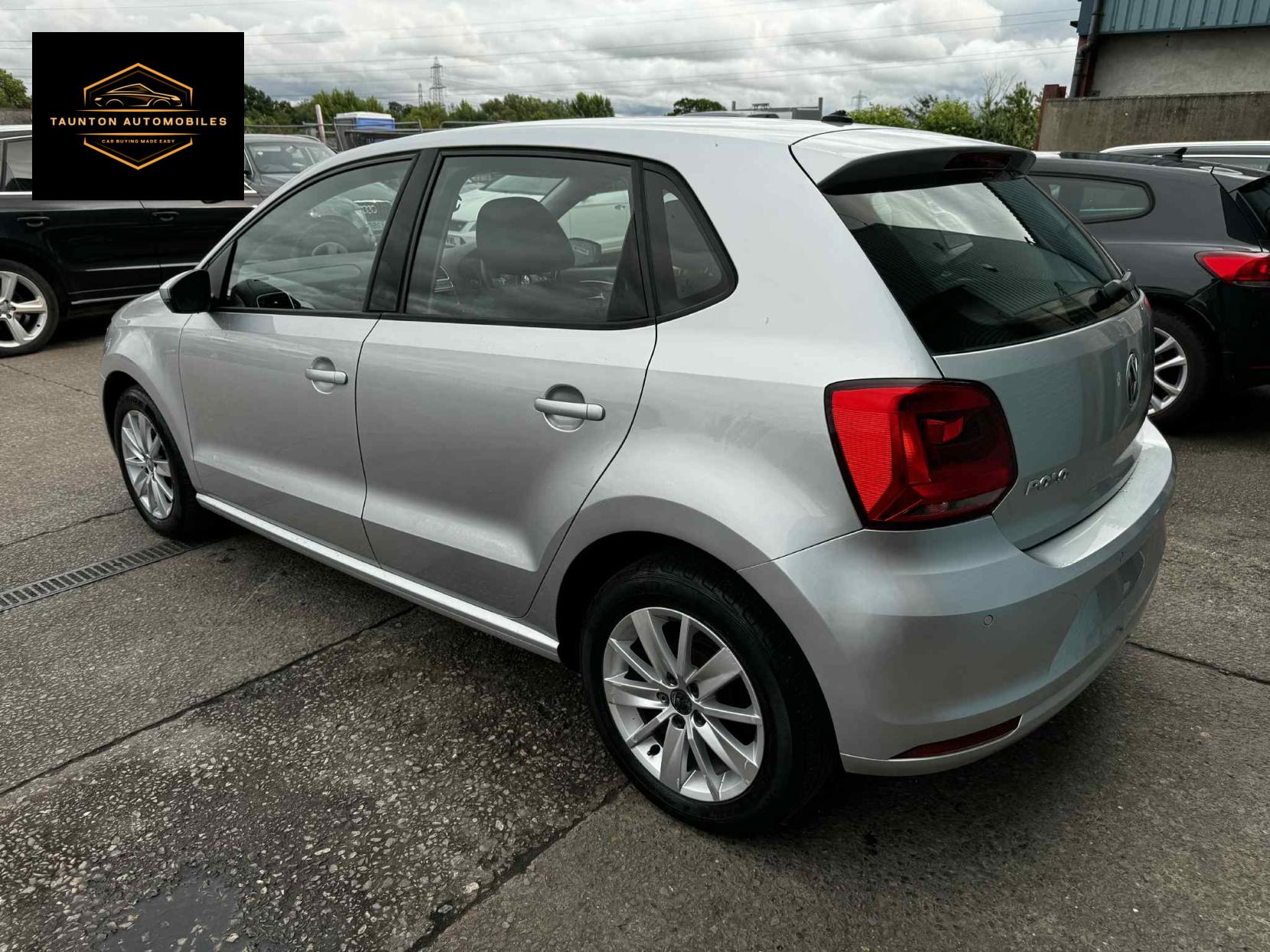 Volkswagen Polo 1.0 BlueMotion Tech SE Hatchback 5dr Petrol Manual Euro 6 (s/s) (60 ps)