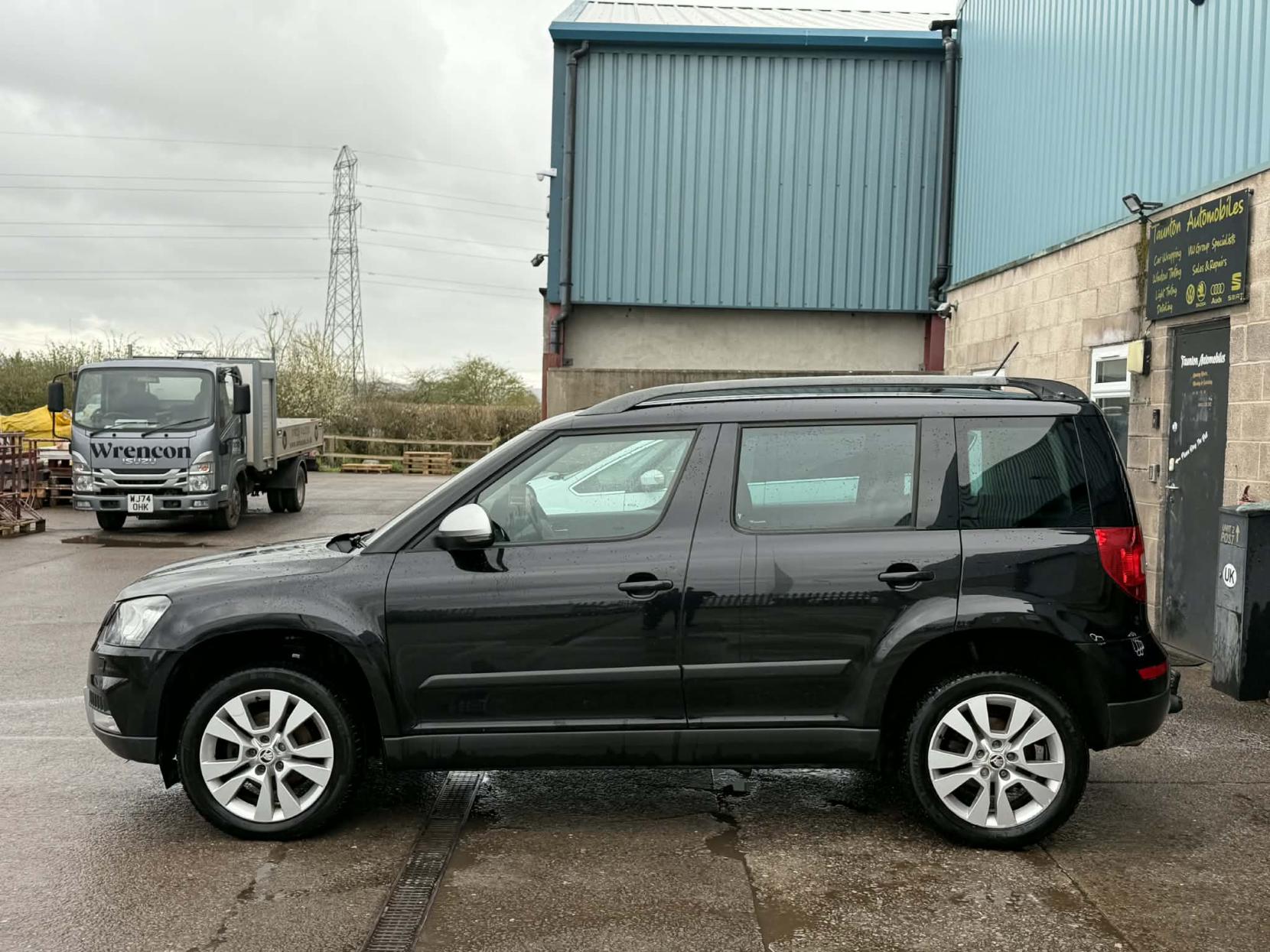 Skoda Yeti 2.0 TDI SE L Outdoor 5dr Diesel Manual 4WD Euro 6 (s/s) (150 ps)