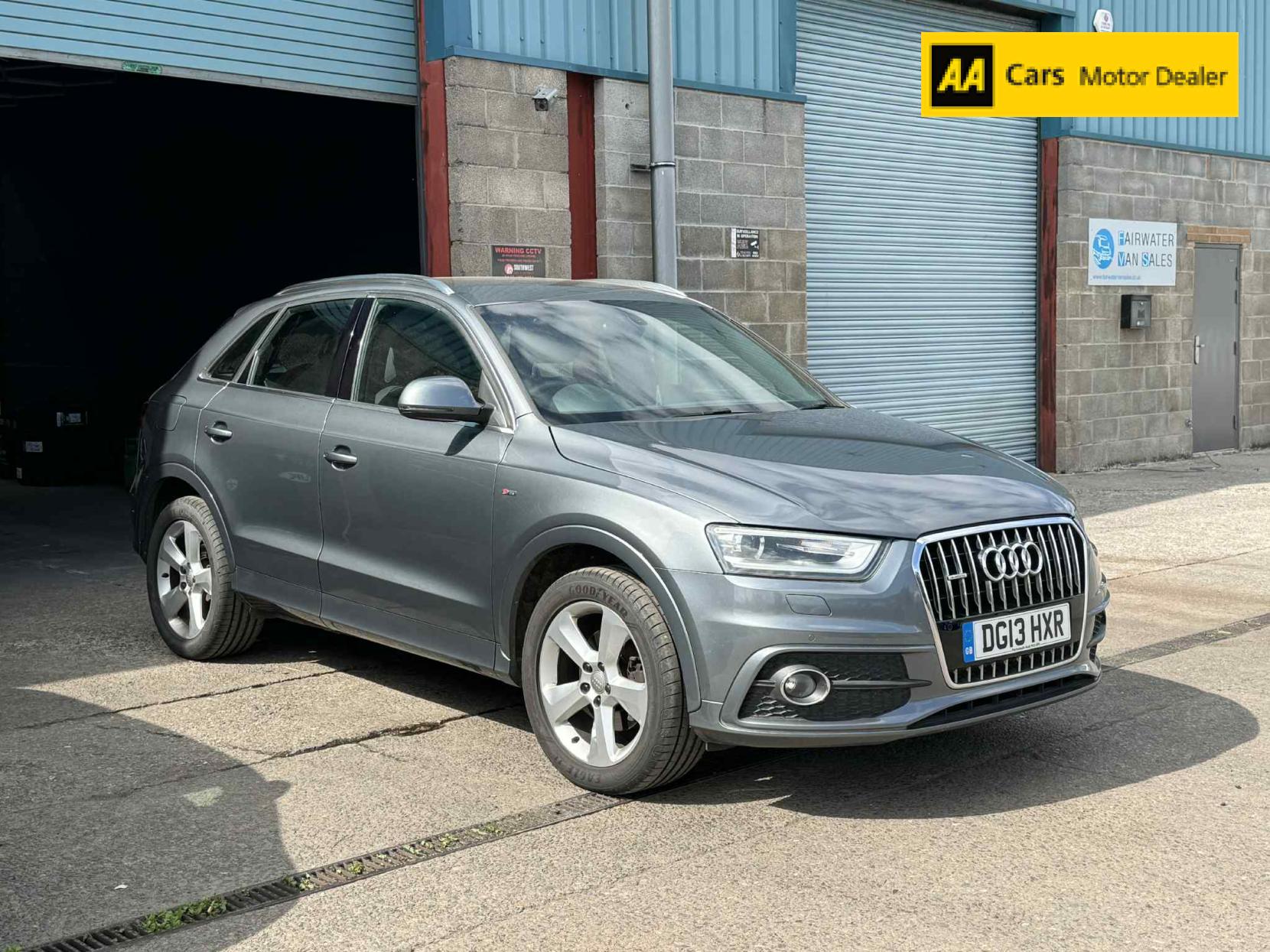Audi Q3 2.0 TDI S line SUV 5dr Diesel Manual quattro Euro 5 (s/s) (140 ps)
