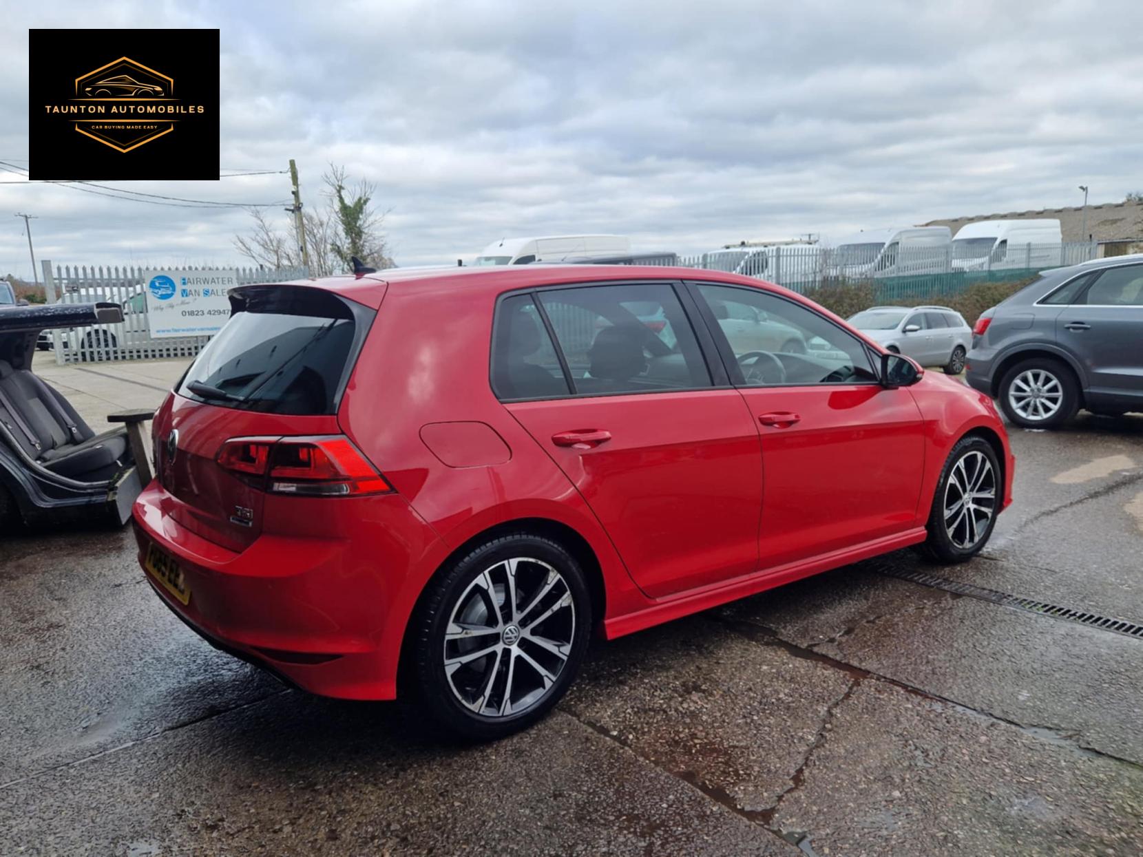 Volkswagen Golf 1.4 TSI BlueMotion Tech ACT R-Line Hatchback 5dr Petrol Manual Euro 6 (s/s) (150 ps)