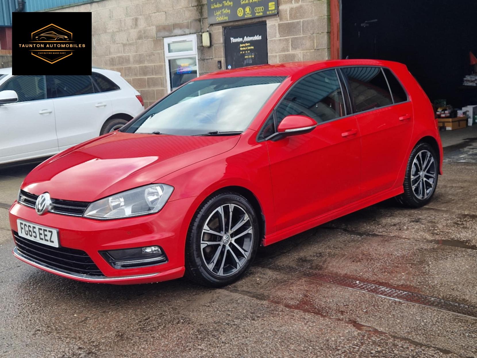 Volkswagen Golf 1.4 TSI BlueMotion Tech ACT R-Line Hatchback 5dr Petrol Manual Euro 6 (s/s) (150 ps)