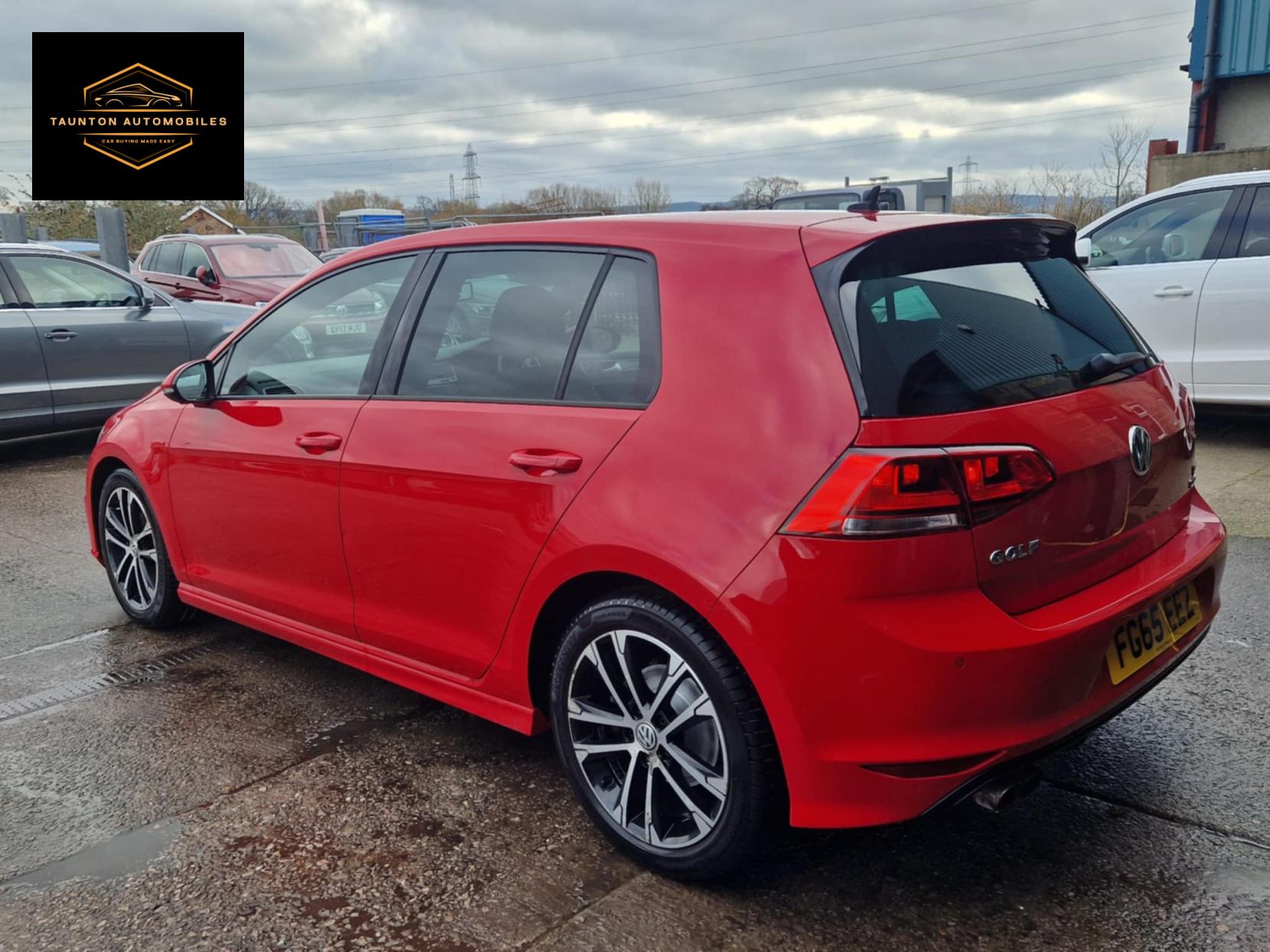 Volkswagen Golf 1.4 TSI BlueMotion Tech ACT R-Line Hatchback 5dr Petrol Manual Euro 6 (s/s) (150 ps)