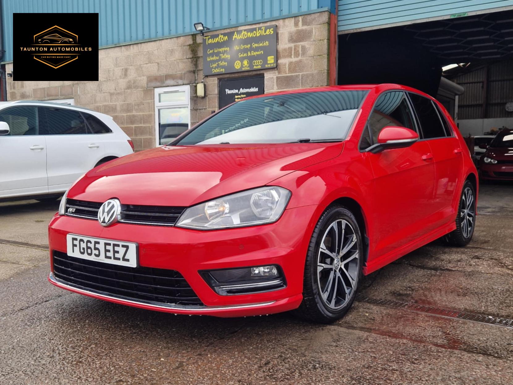 Volkswagen Golf 1.4 TSI BlueMotion Tech ACT R-Line Hatchback 5dr Petrol Manual Euro 6 (s/s) (150 ps)