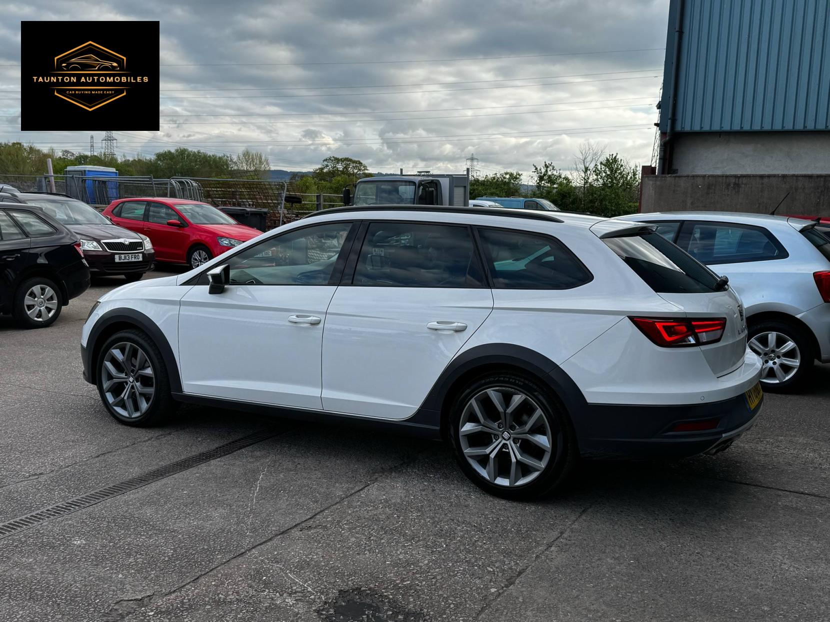 SEAT Leon 2.0 TDI X-PERIENCE SE Technology Sport Tourer 5dr Diesel Manual 4WD Euro 6 (s/s) (150 ps)