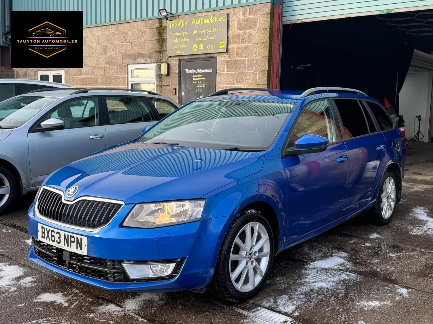 Skoda Octavia 2.0 TDI Elegance Estate 5dr Diesel DSG Euro 5 (s/s) (150 ps)