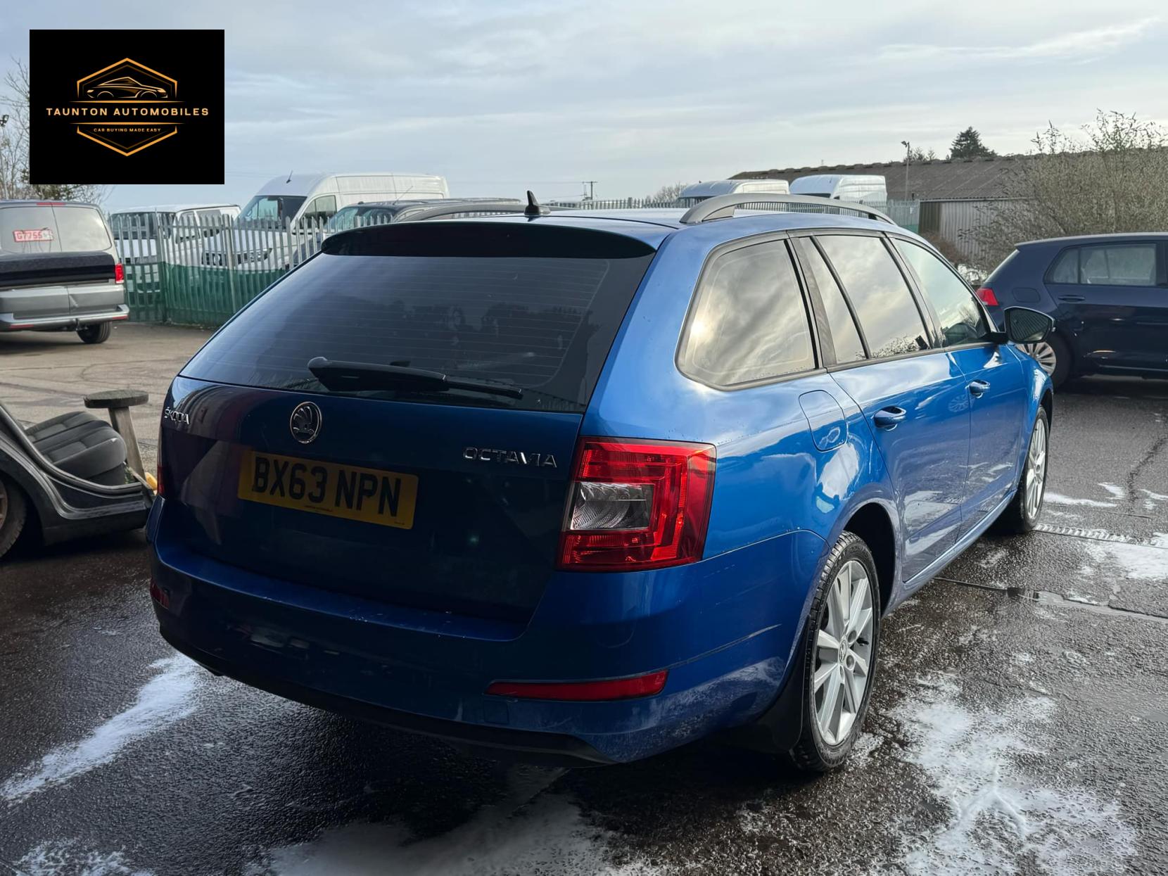 Skoda Octavia 2.0 TDI Elegance Estate 5dr Diesel DSG Euro 5 (s/s) (150 ps)