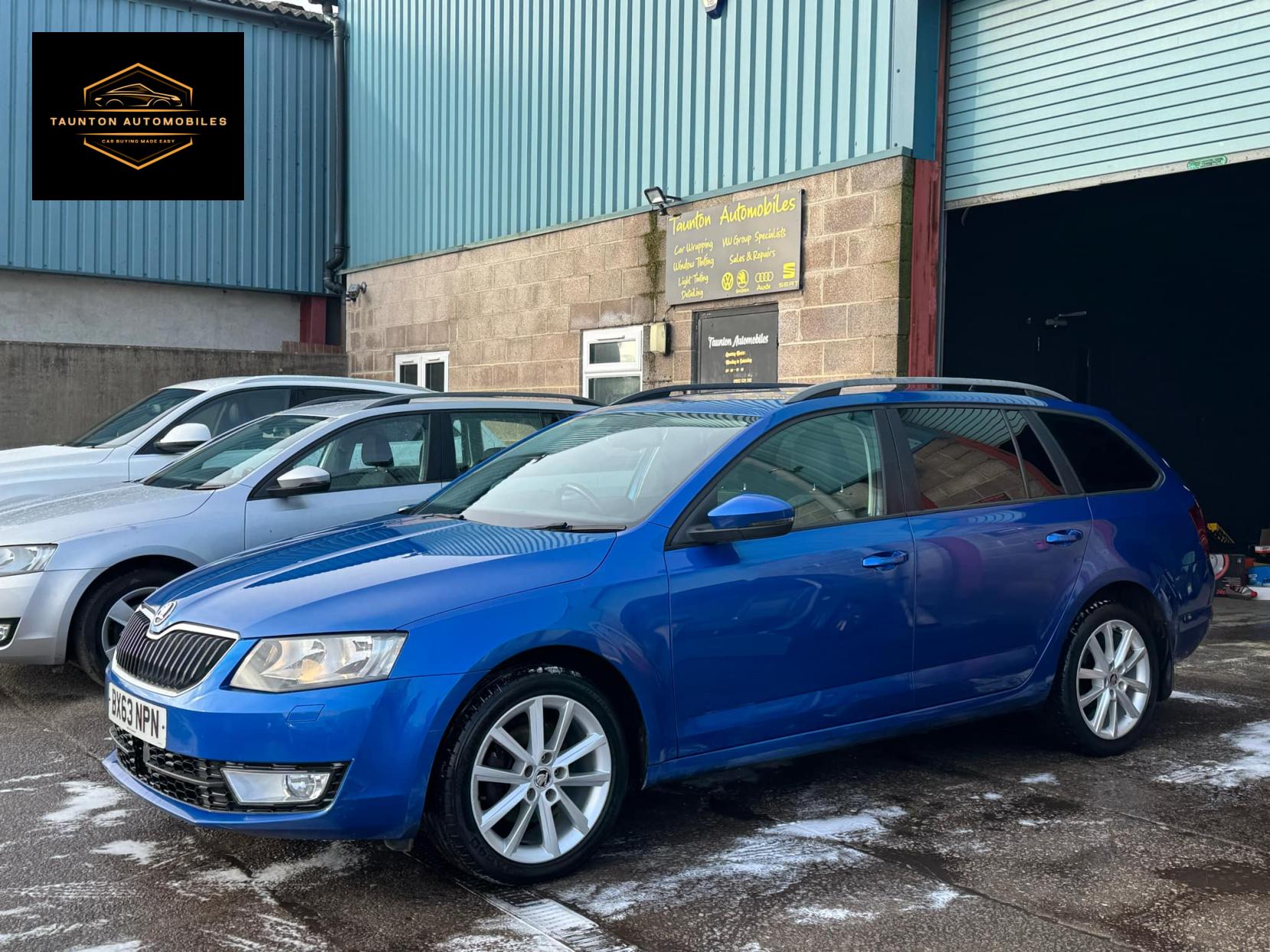 Skoda Octavia 2.0 TDI Elegance Estate 5dr Diesel DSG Euro 5 (s/s) (150 ps)