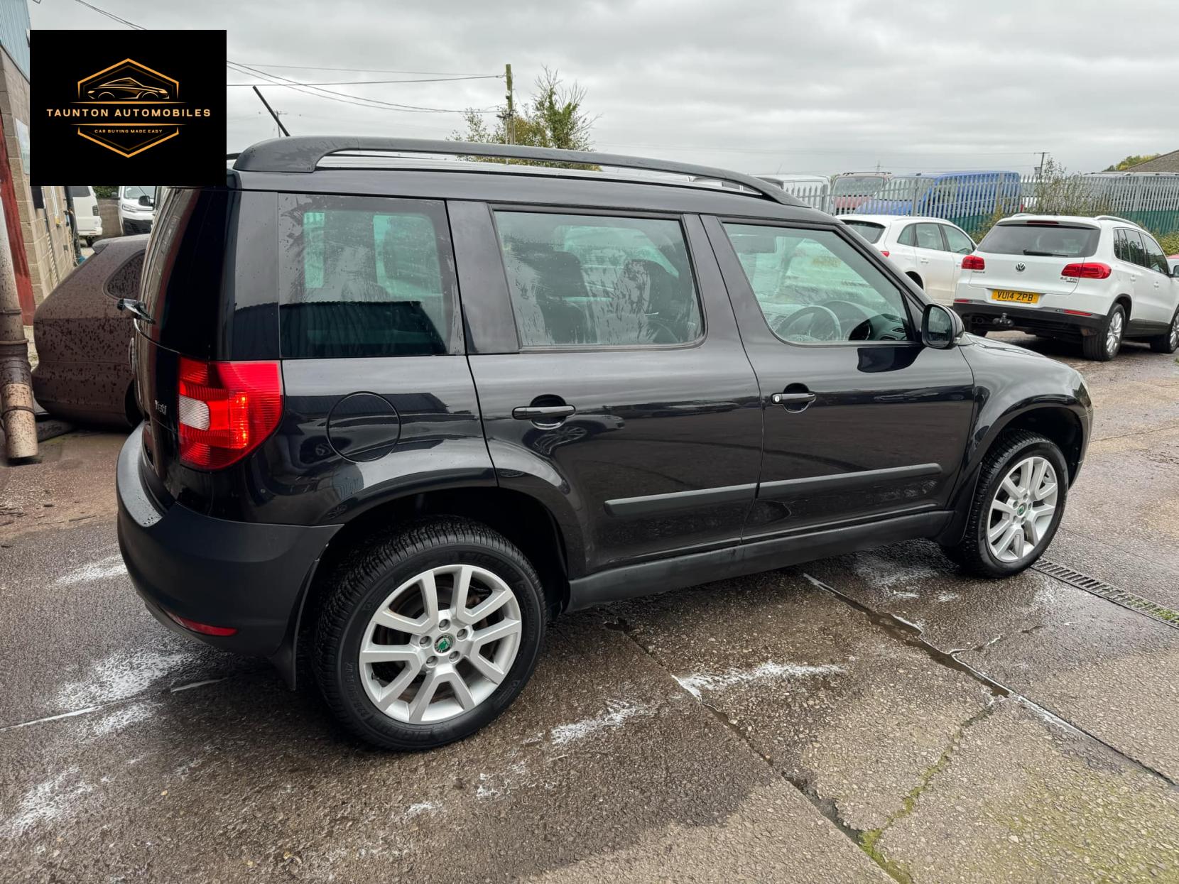 Skoda Yeti 2.0 TDI Elegance SUV 5dr Diesel Manual 4WD Euro 5 (140 ps)