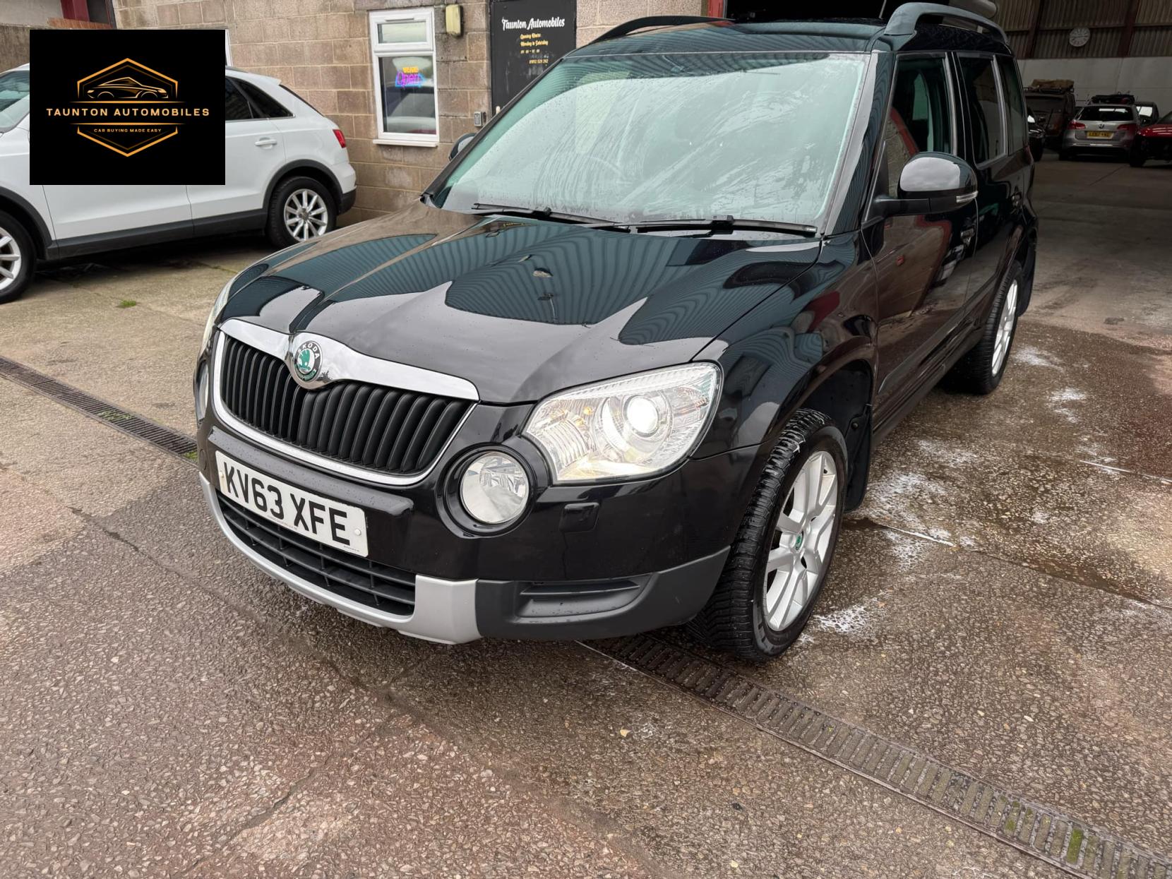 Skoda Yeti 2.0 TDI Elegance SUV 5dr Diesel Manual 4WD Euro 5 (140 ps)